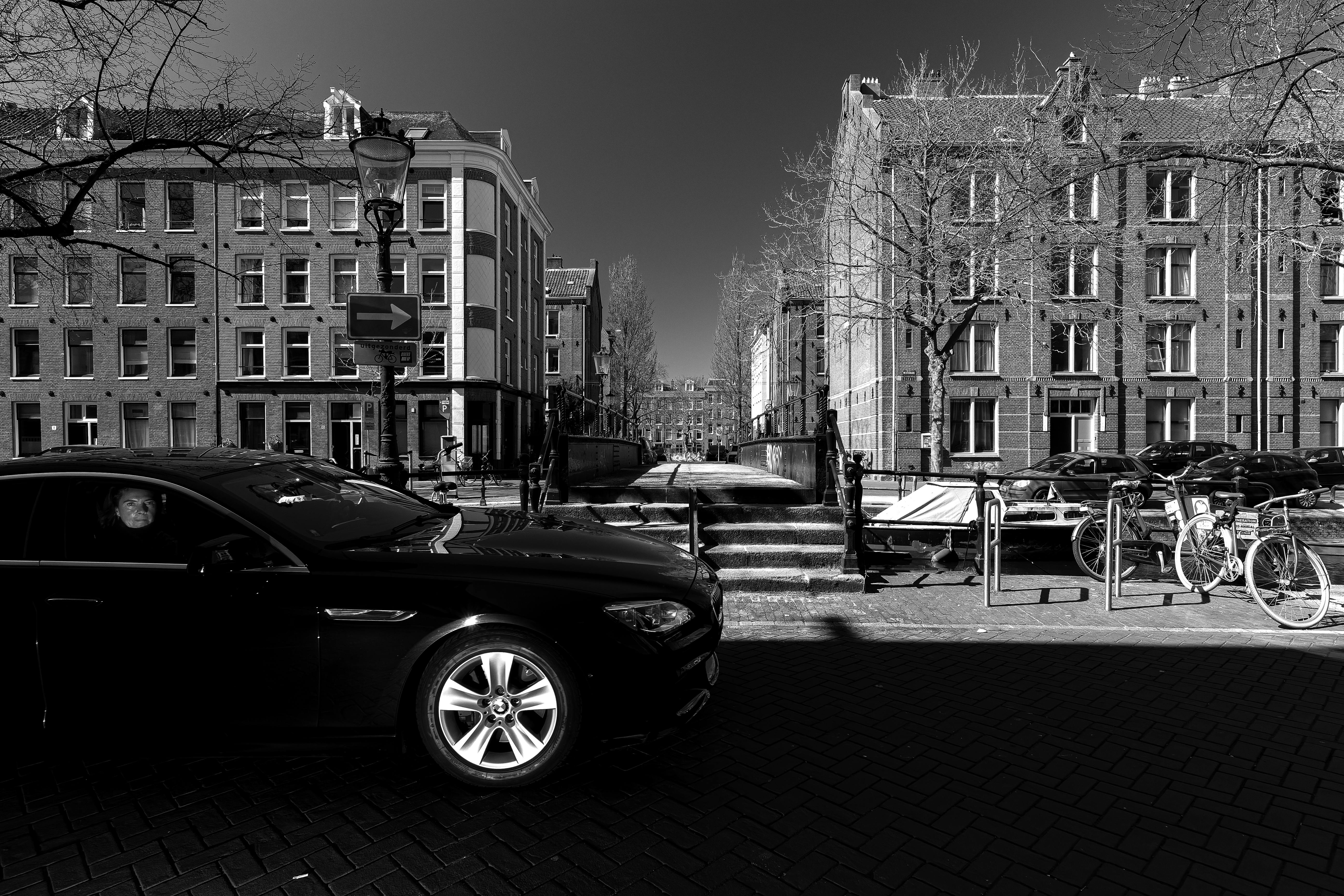 How to buy a used car in 2025: A 6-step guide with tips — Photo by Jeroen Peters on Pexels