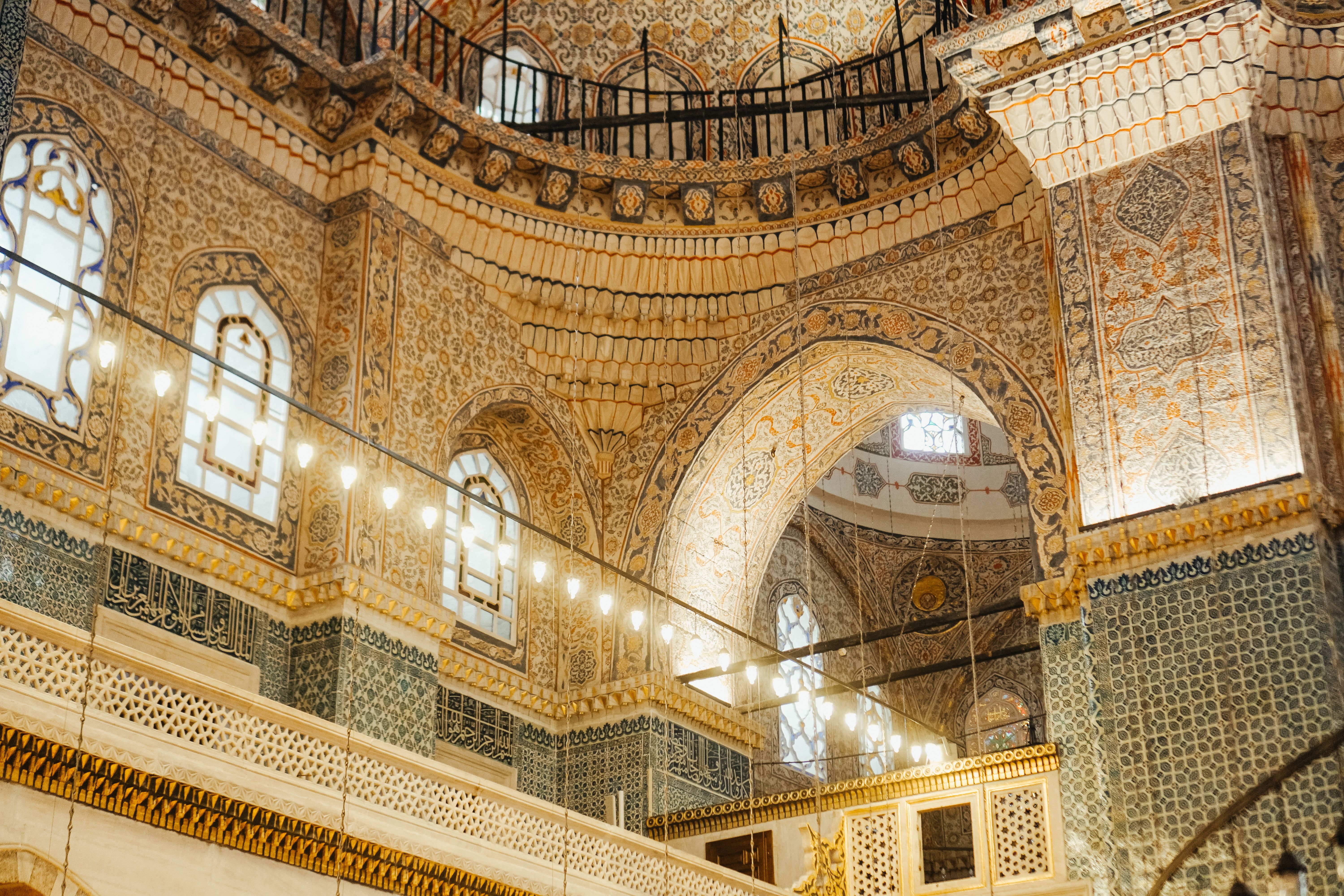 Intricate Interior Design of Historic Mosque · Free Stock Photo