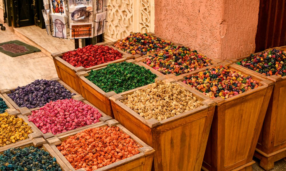 local market souk Algiers spices