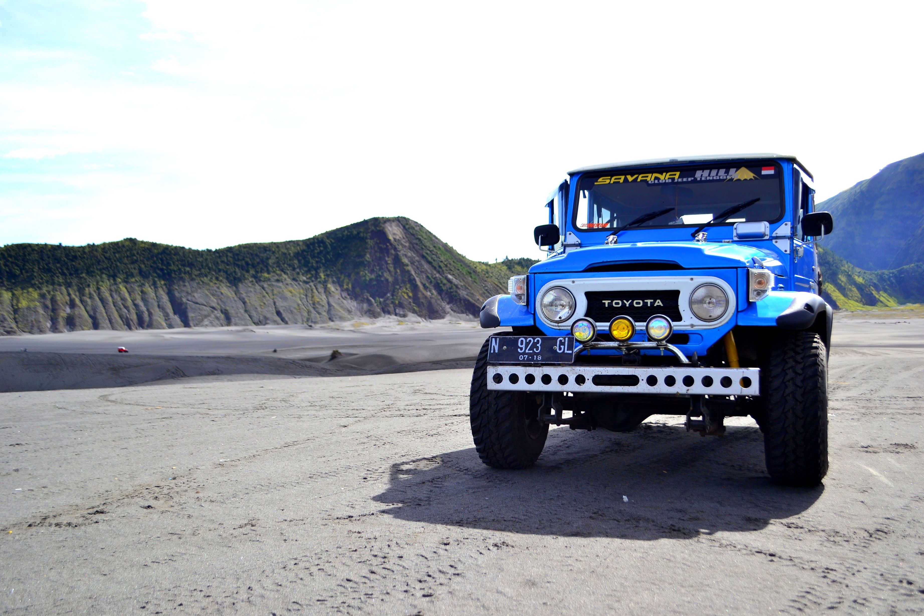 Toyota, Lexus, and Jeep are among over 240,000 vehicles recalled. Check car recalls — Photo by Irma Sjachlan on Pexels