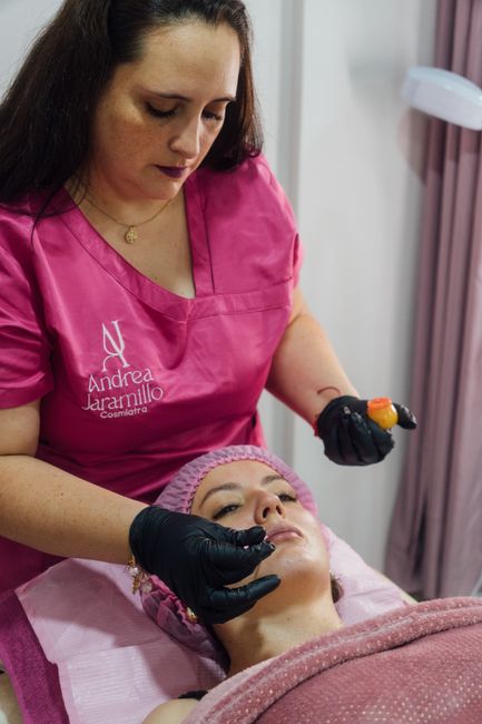 The Science Behind Glow Skin's Hydrating masterpiece