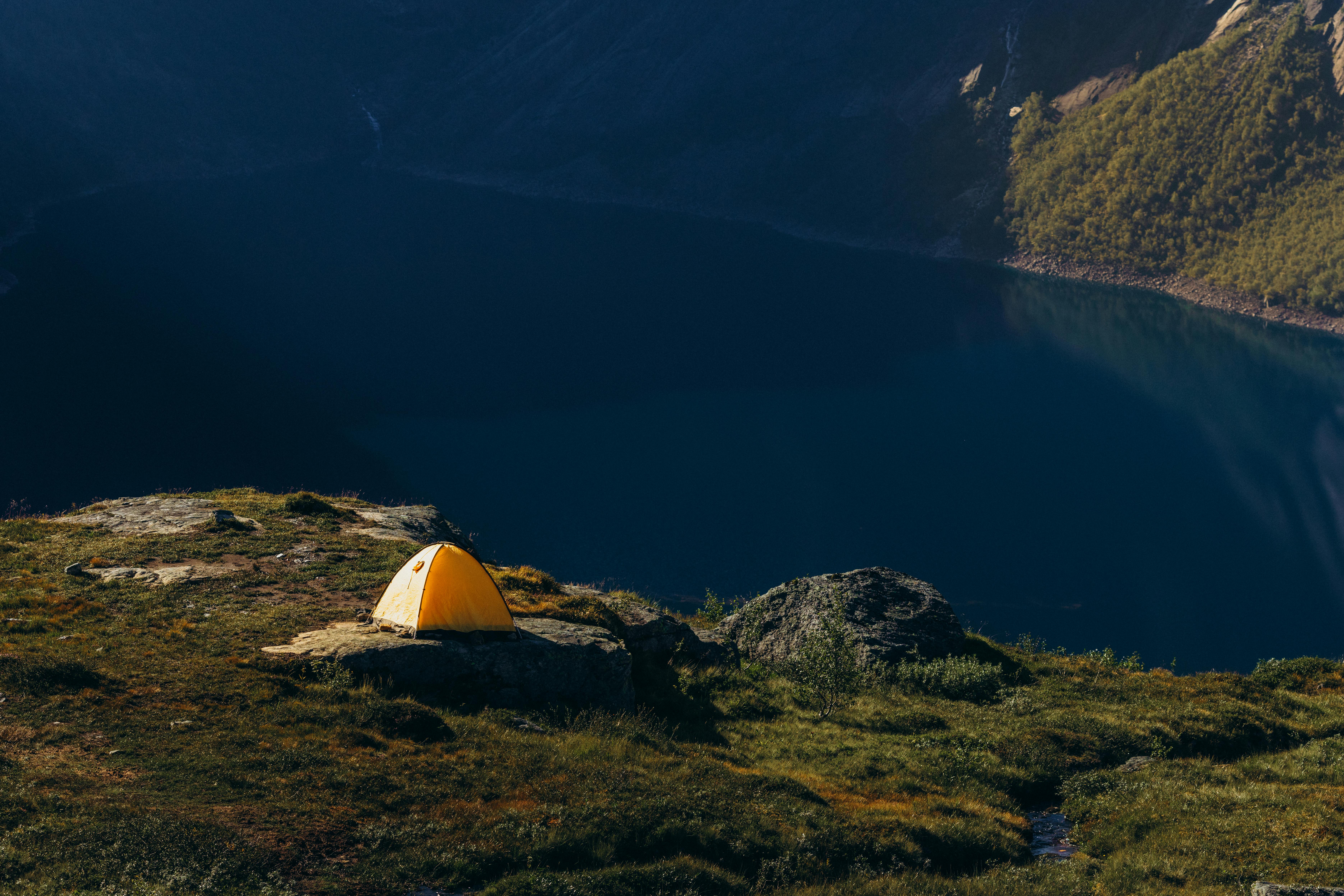Top Adventure &amp; Experience Tourism Influencer Marketing Campaigns Redefining The Way We Travel — Photo by Jonathan Borba 