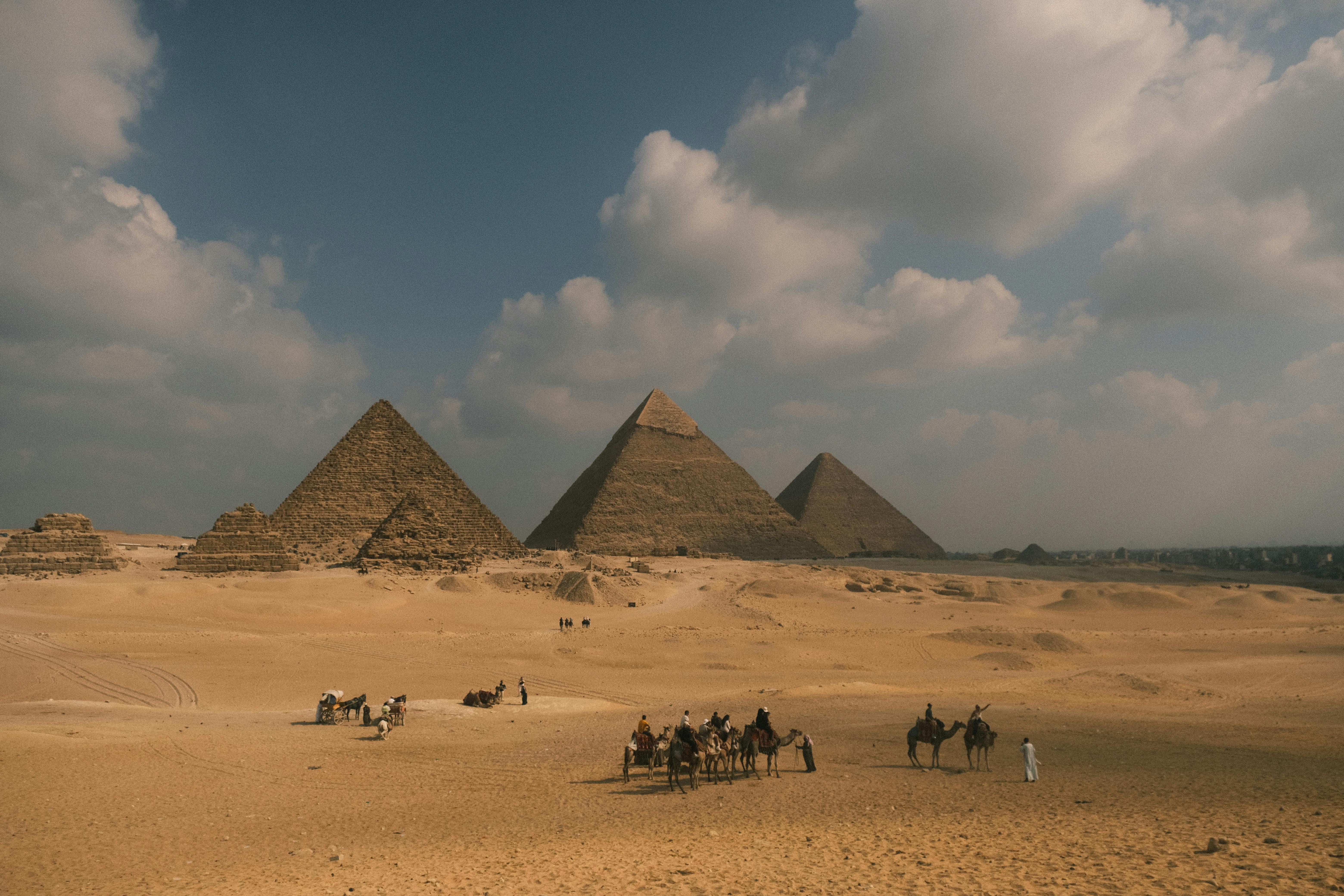 El-Sisi: Egypt did not want to burden citizens with ‘inevitable’ fuel price hikes