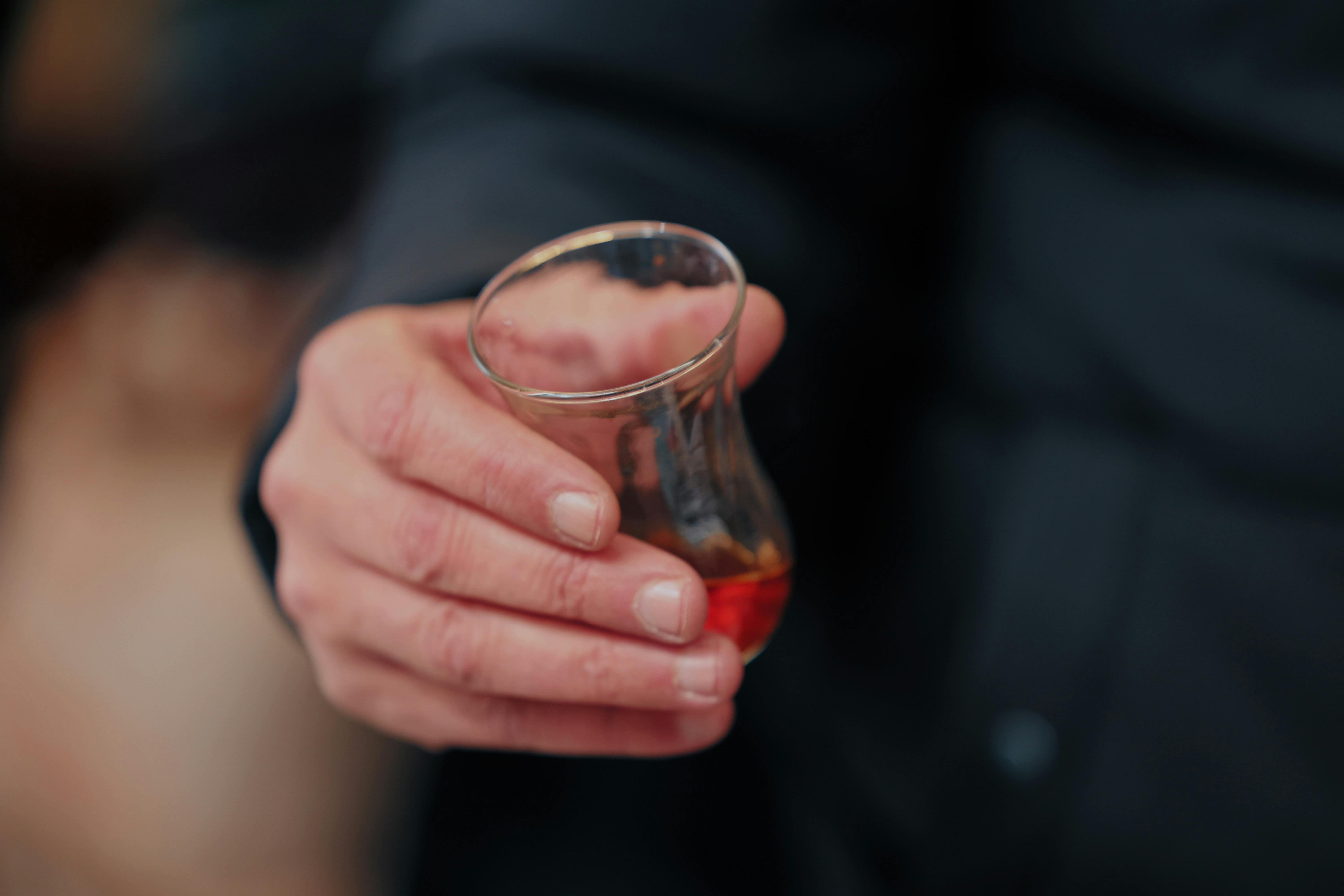 GLP-1 reduces heavy drinking days in treatment seeking people with alcohol use disorder and obesity, finds small trial — Phot