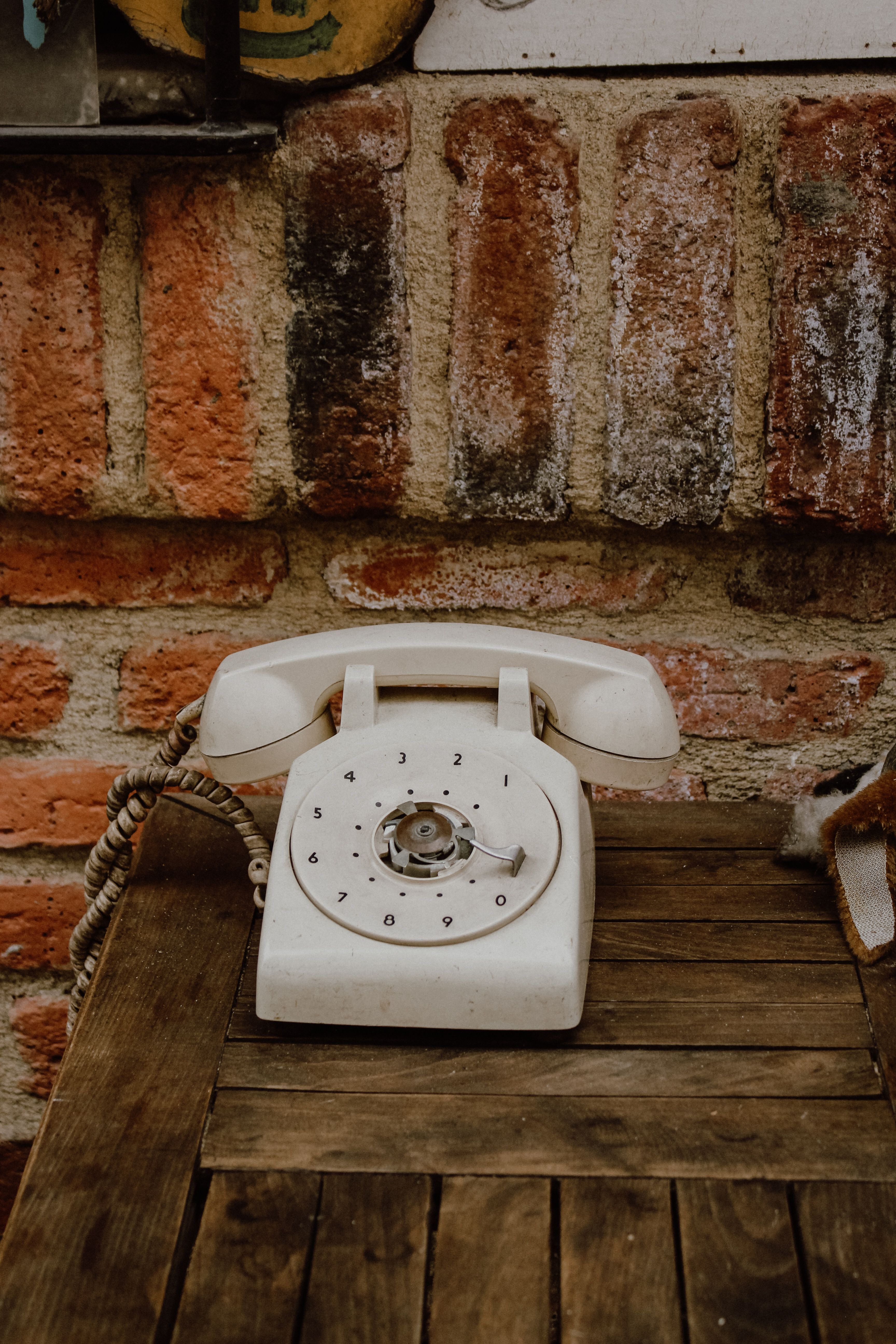 Pinwheel Revive o Telefone Fixo em Versão Retrô para Crianças: Conectividade Sem Distrações Digitais