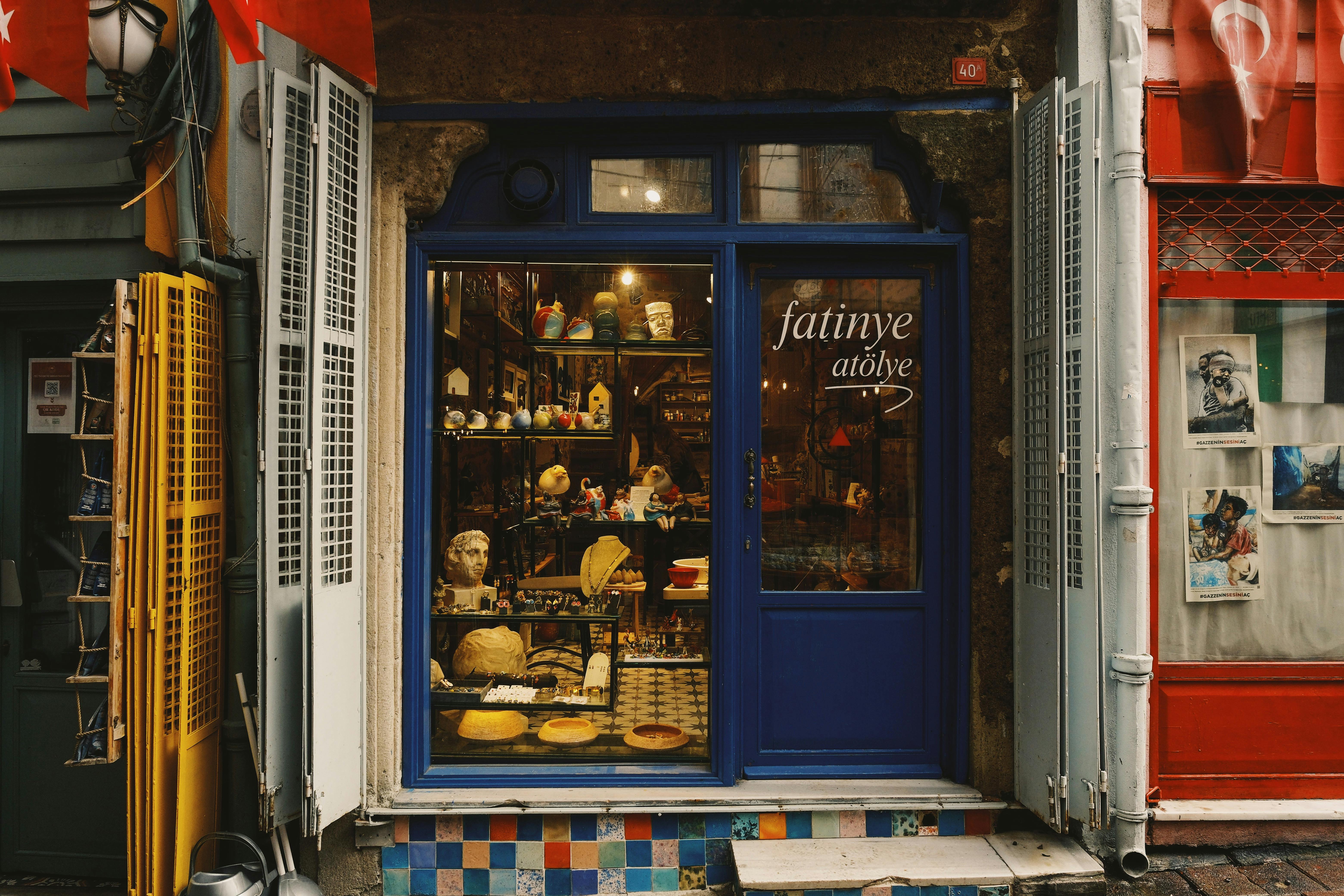 Shop TODAY's Travel Awards Have Landed! All the Best Gear, Clothing, Accessories and More, From $12 — Photo by Nihat Küçük on