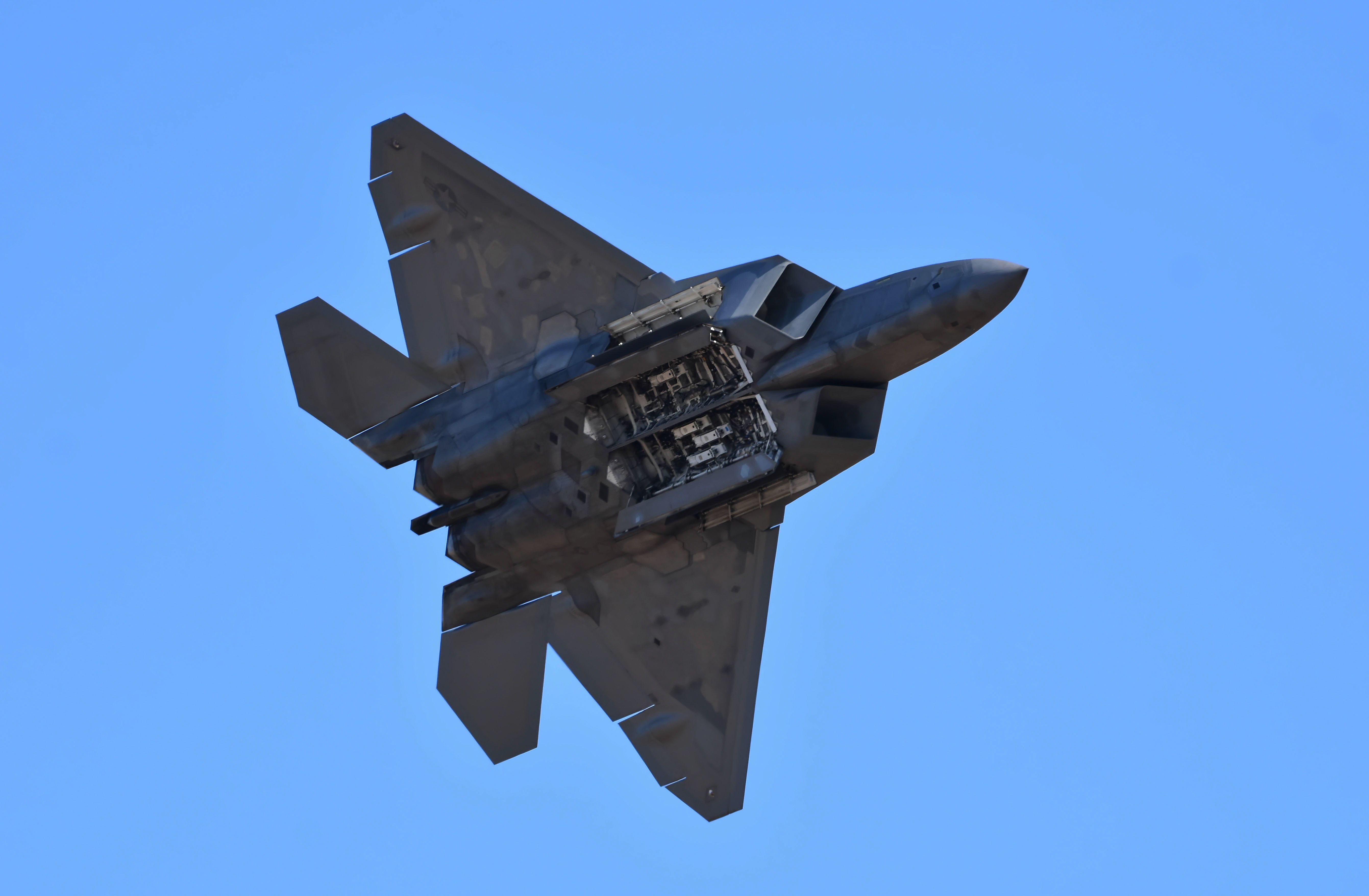 ईरान ने मार गिराया एक और अमेरिकी F-35 फाइटर जेट; पायलट के बचने की संभावना कम