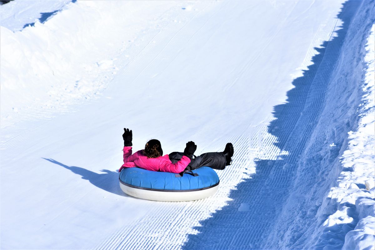 Family tubing run