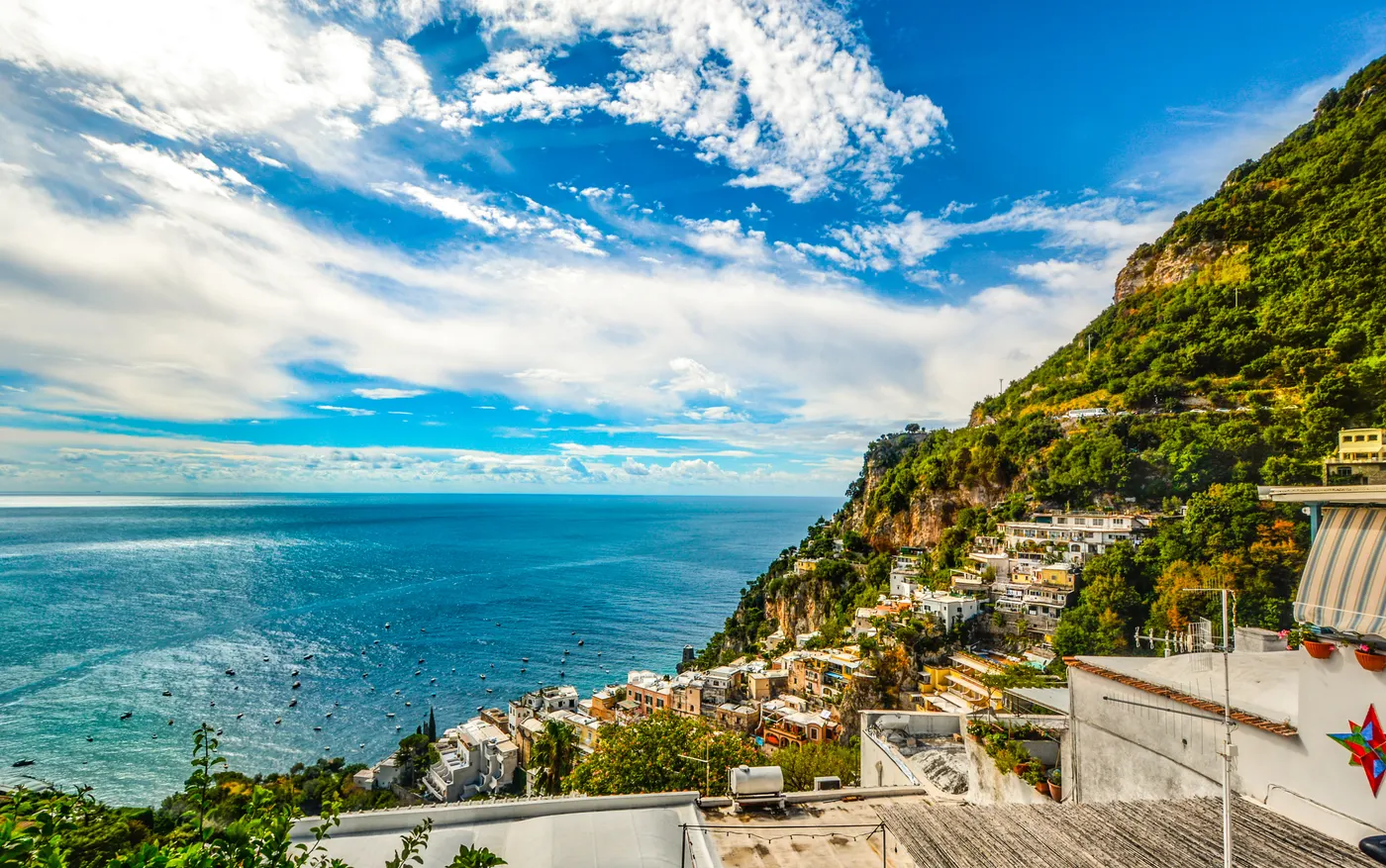 Amalfi Coast dramatic cliffs