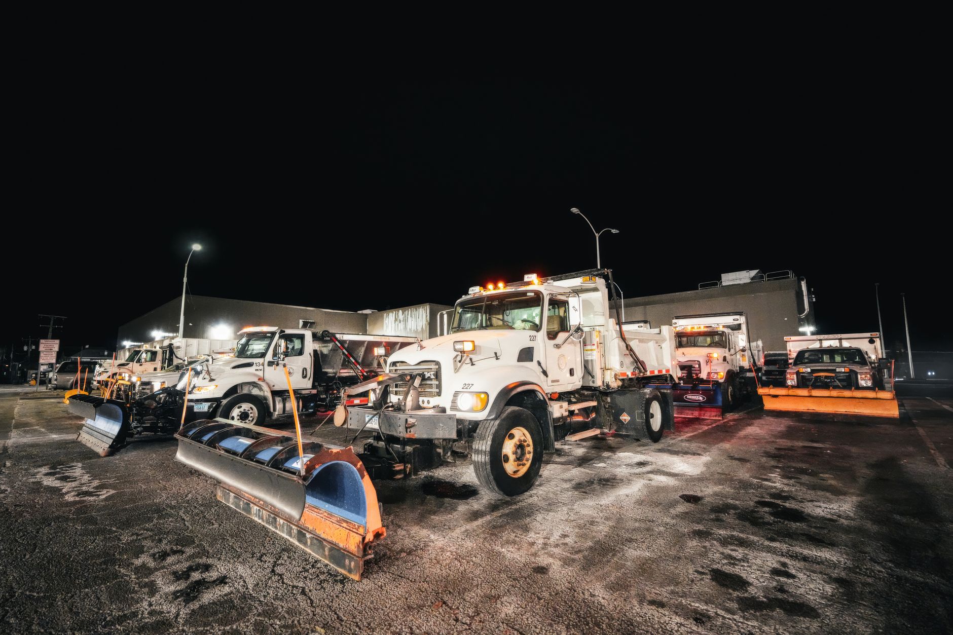 What a Commercial Snow Contract Actually Needs to Cover