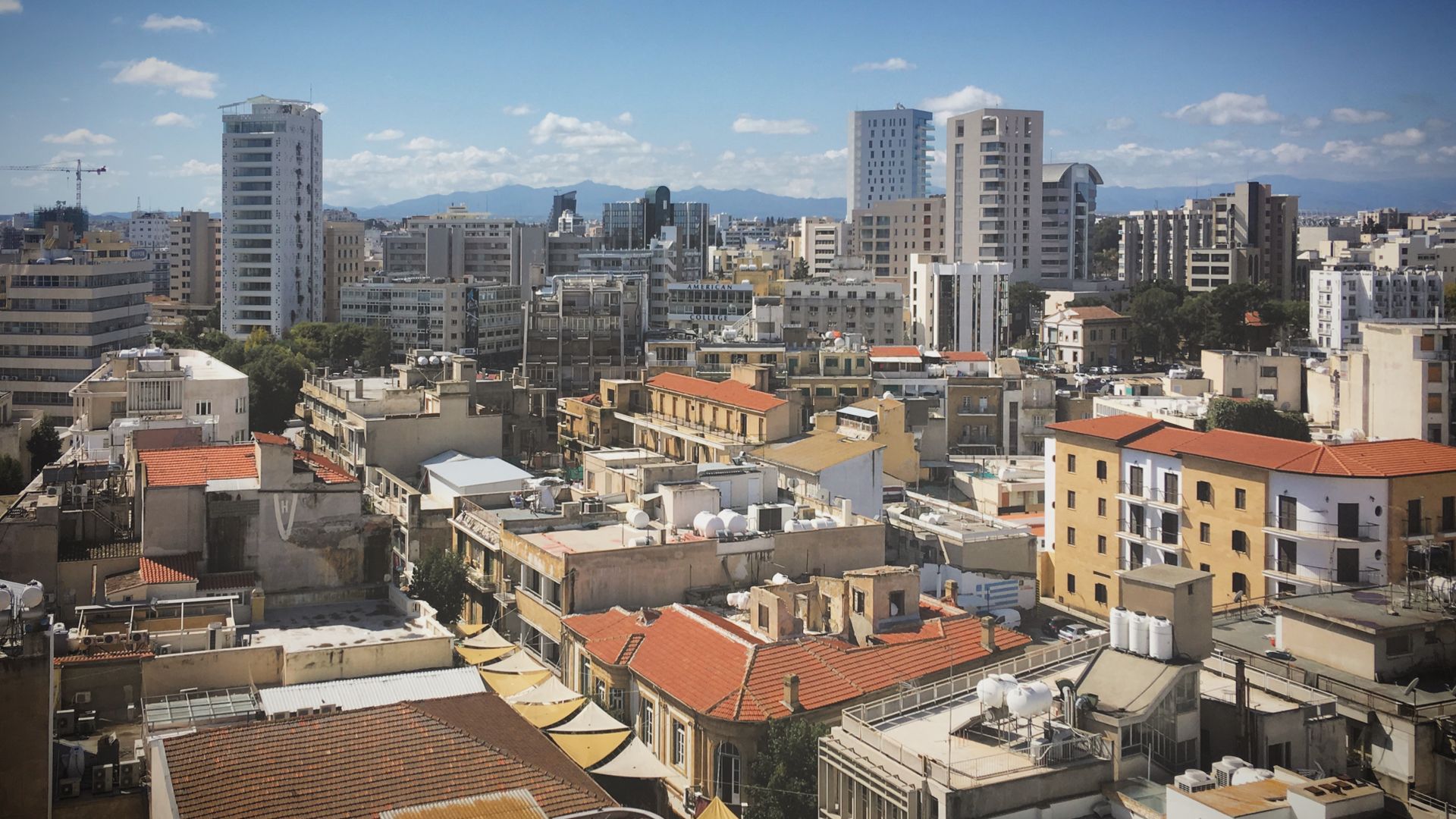 Solar Companies in Nicosia: What Local Companies Charge — illustrasjonsbilde