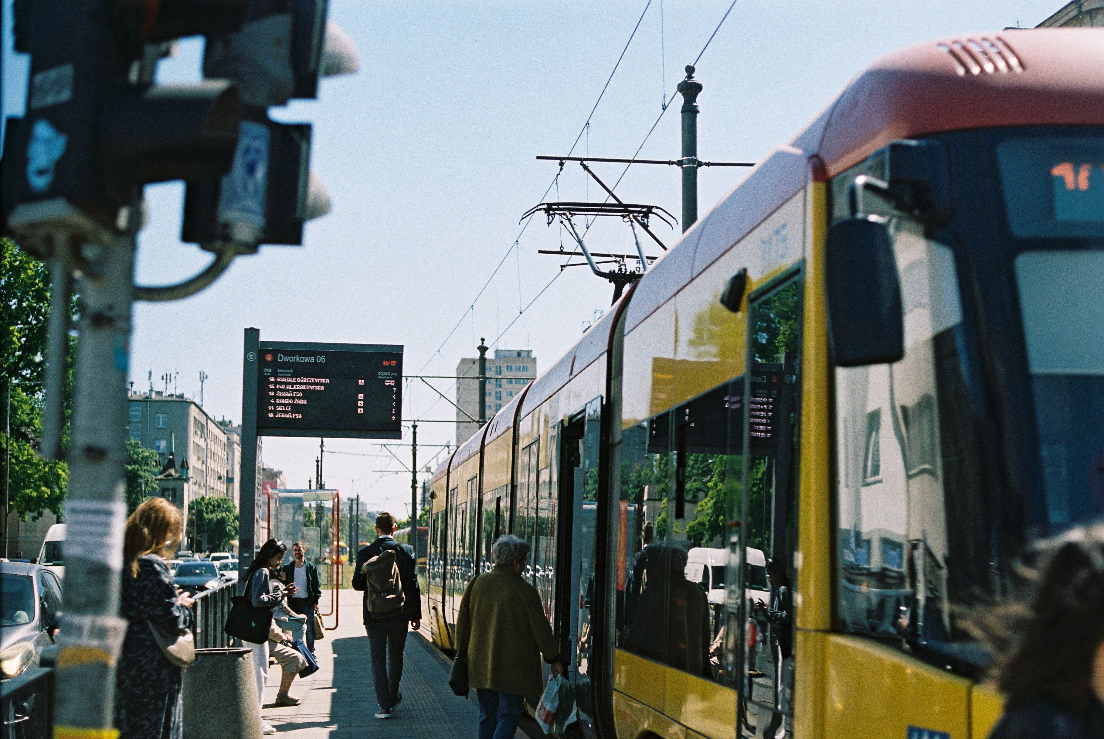 Electric Microliner Makes Pitch To Be a Travel Disruptor — Photo by Patrick Foster on Pexels