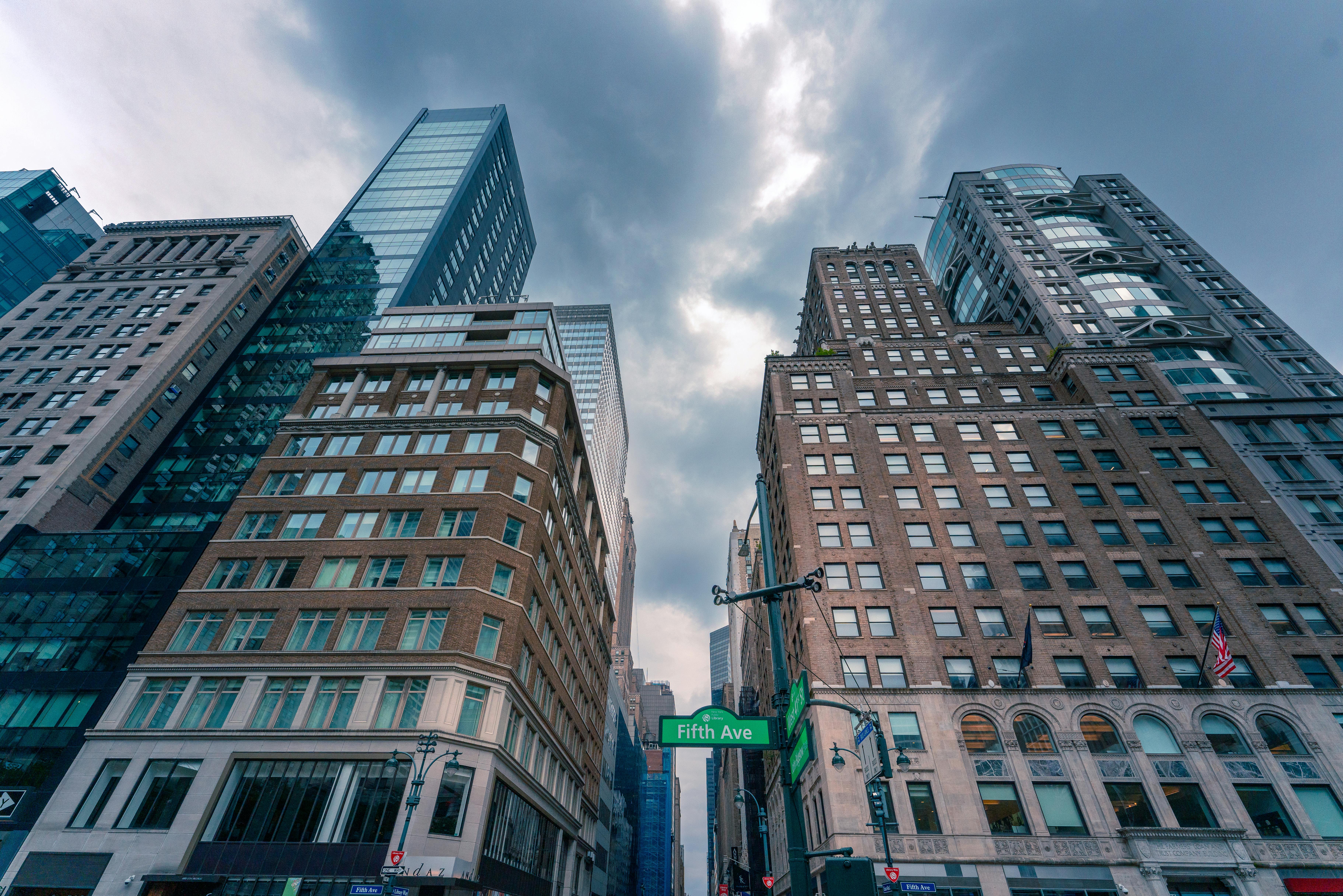 Best Real Estate Stocks for 2026 and How to Invest — Photo by Ramon Perucho on Pexels
