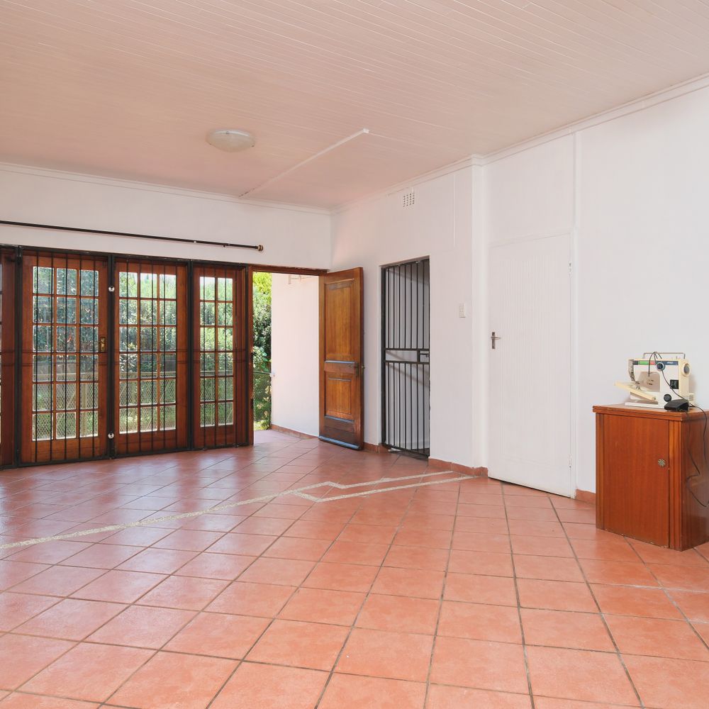 End of Tenancy Decorating in Enfield Highway — surfaces prepped and cut in by hand