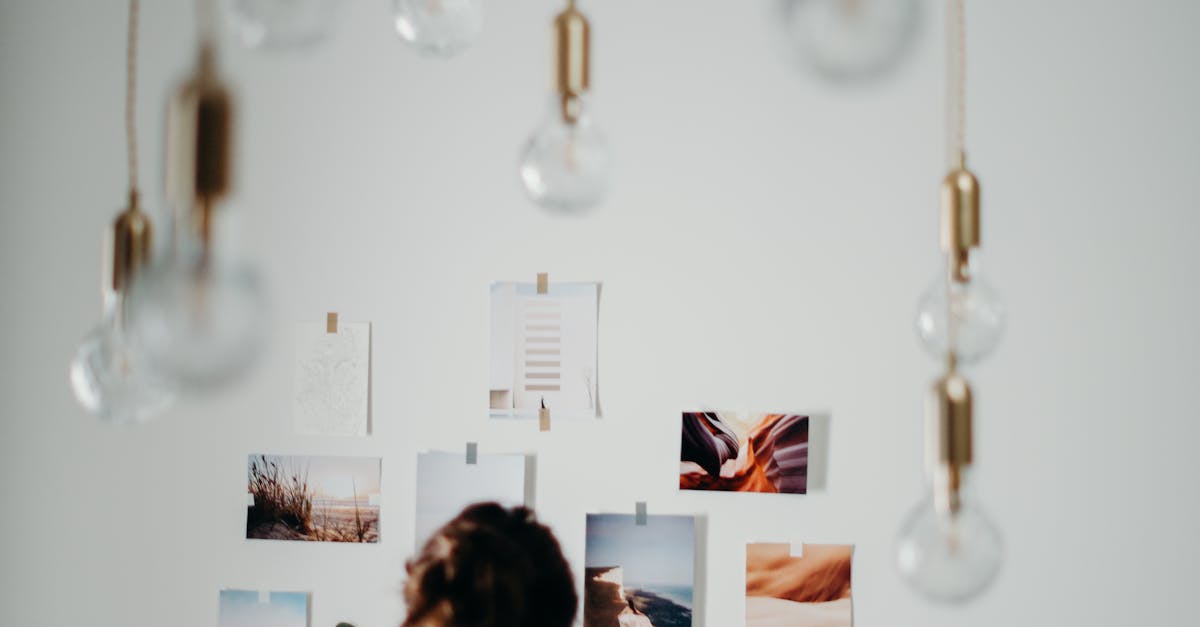 How to hang heavy pictures on plaster walls