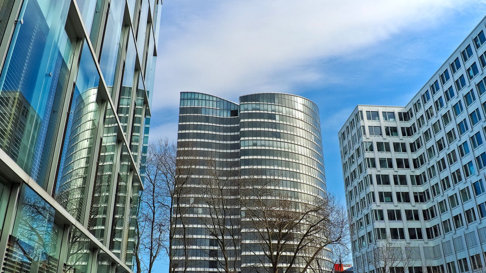 Atlanta city skyline representing the local advertising agency market