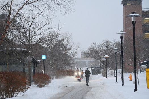 sidewalk clearing snow
