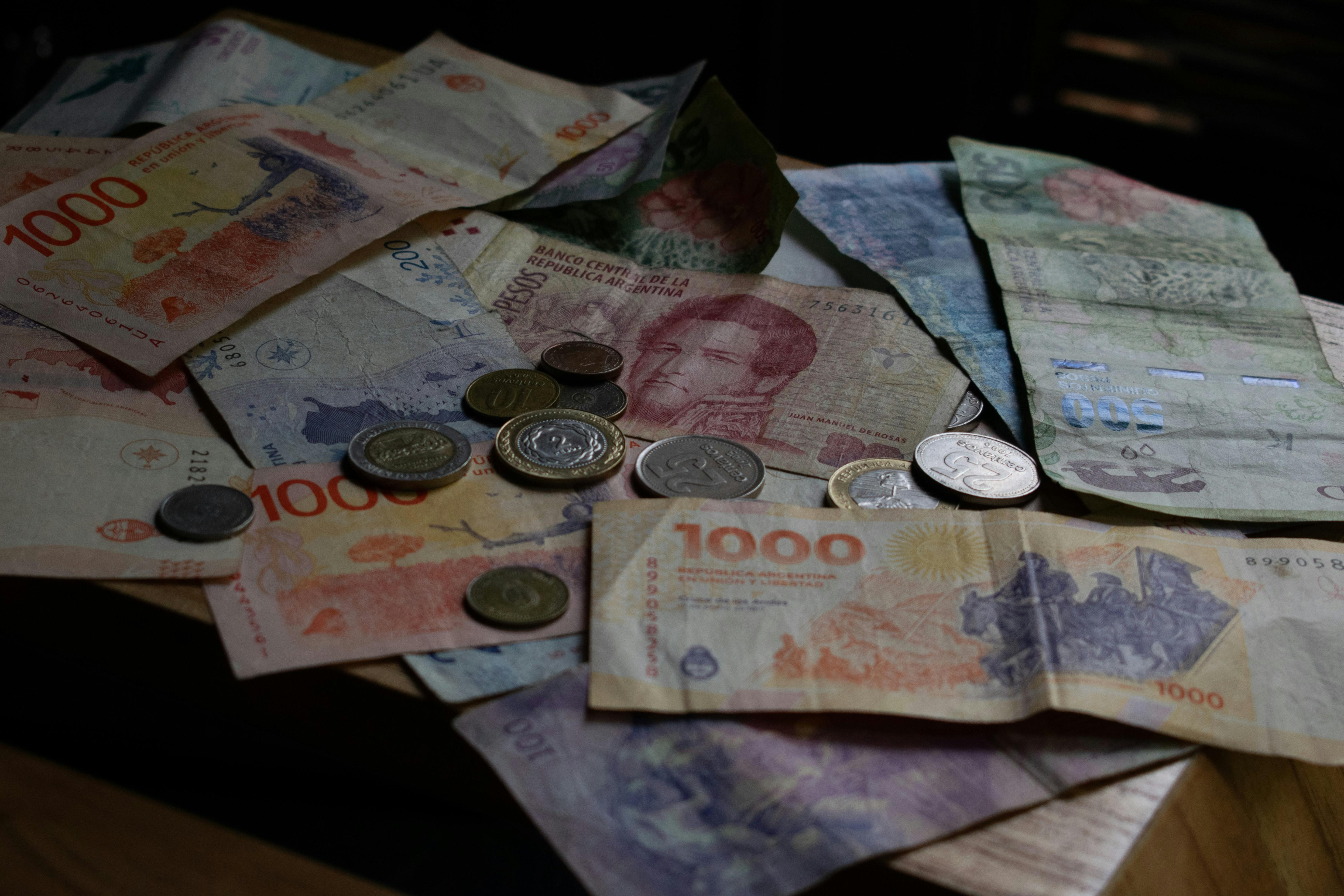 財經：如何應對戰事影響下的石油人民幣崛起？伊朗與沙特的角色分