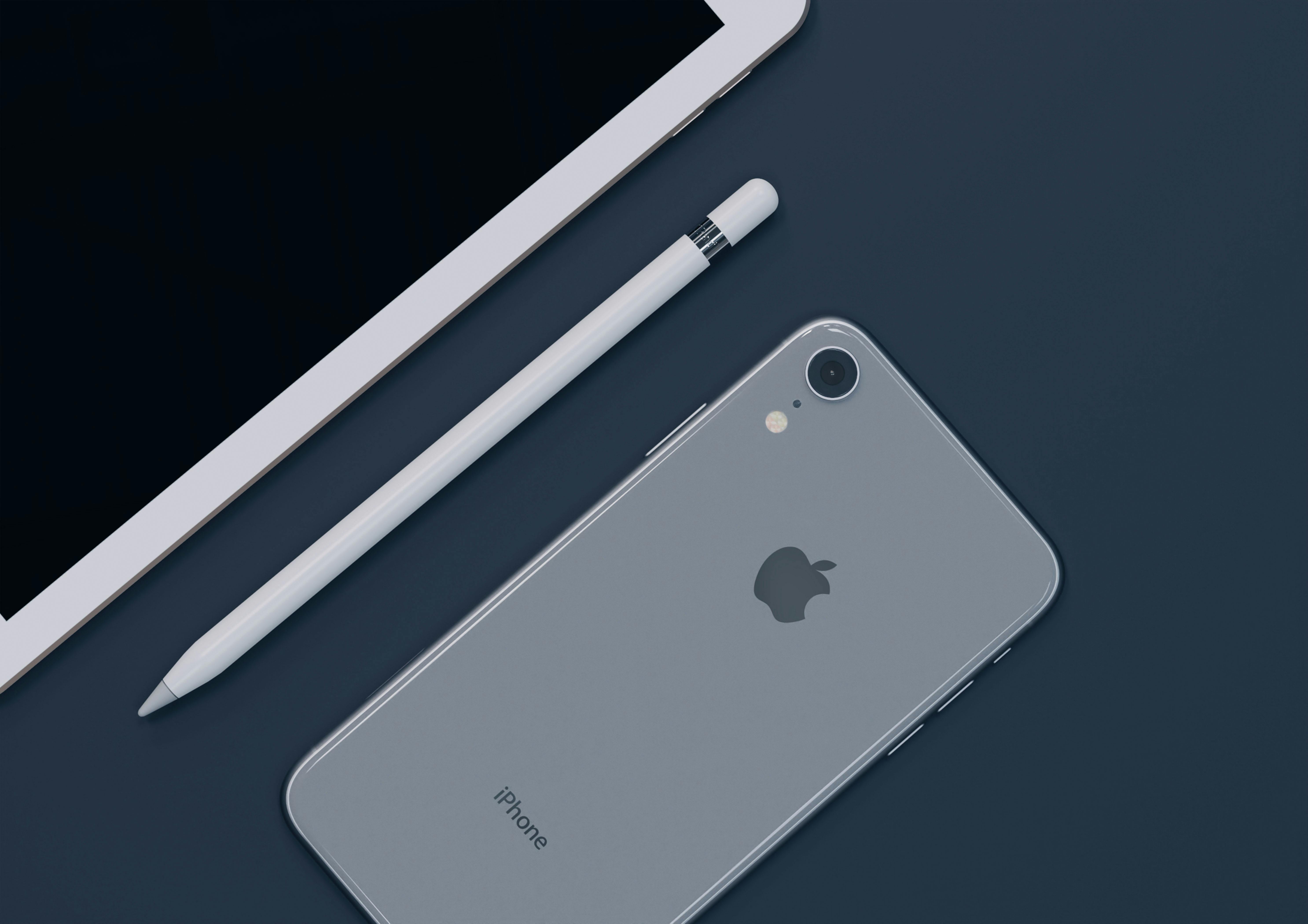 White Iphone Xr · Free Stock Photo