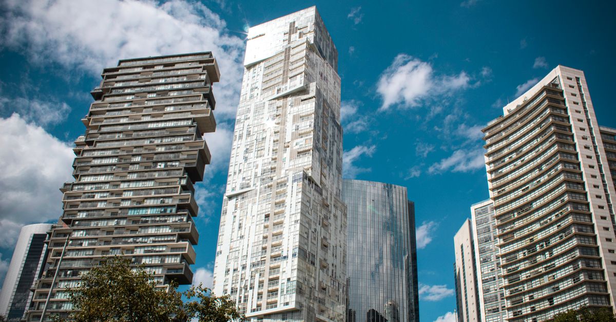 ¿Por Qué la Mayoría de las Inversiones Inmobiliarias Fracasan (Y lo Que Realmente Funciona para el Éxito Duradero)?
