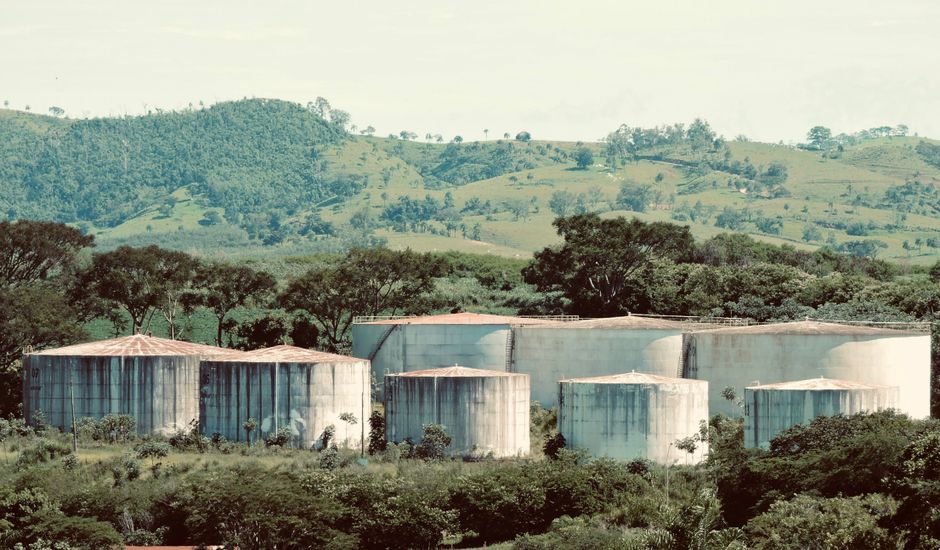 Imperial Capital Scrambles for Venezuelan Oil Stakes