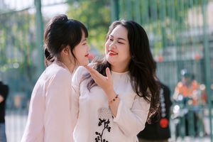 Two Muse members outdoors — Nguyen Tien Thinh on Pexels