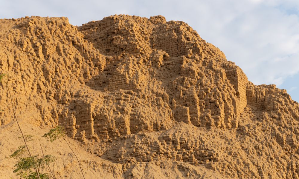 historic mud brick ruins diriyah saudi