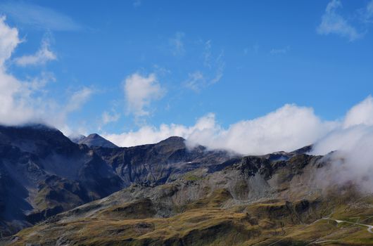 Breathtaking view of the Karyntia mountains in Austria, showcasing alpine beauty and dramatic clouds.
