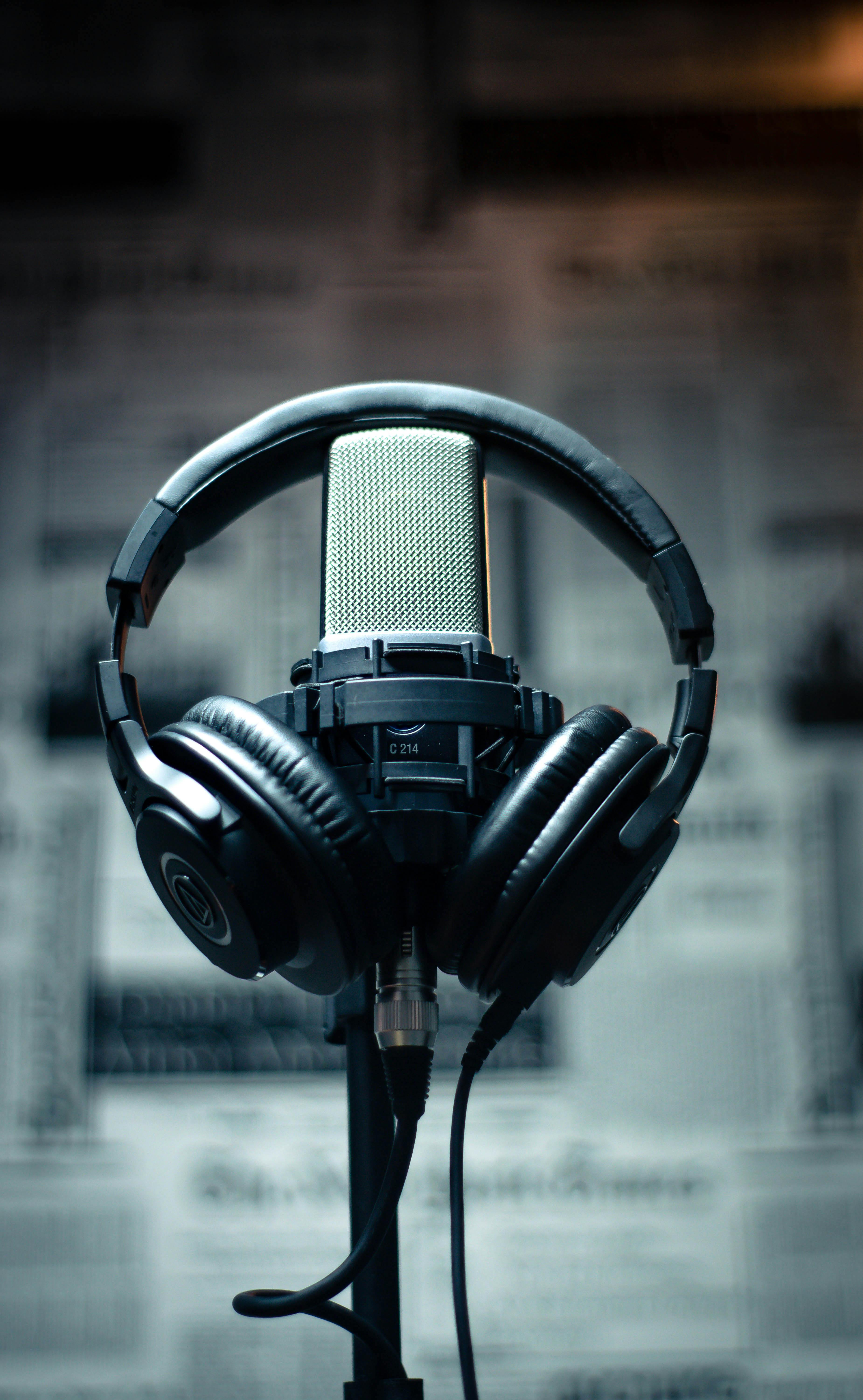 Black Headset on Condenser Microphone · Free Stock Photo