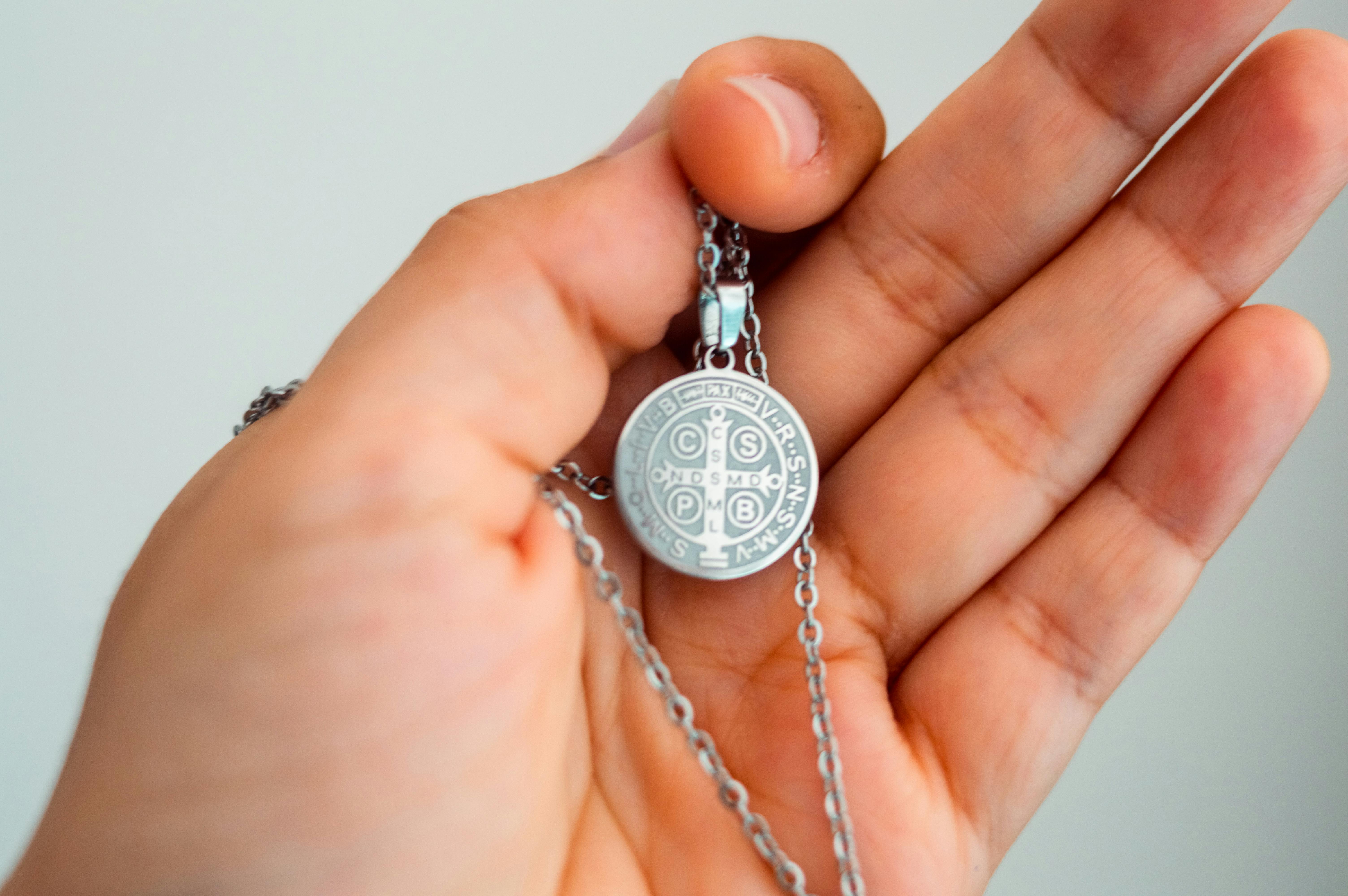 Your Digital Divine Guide: Exploring the Top AI Spirituality Apps & Services for 2026