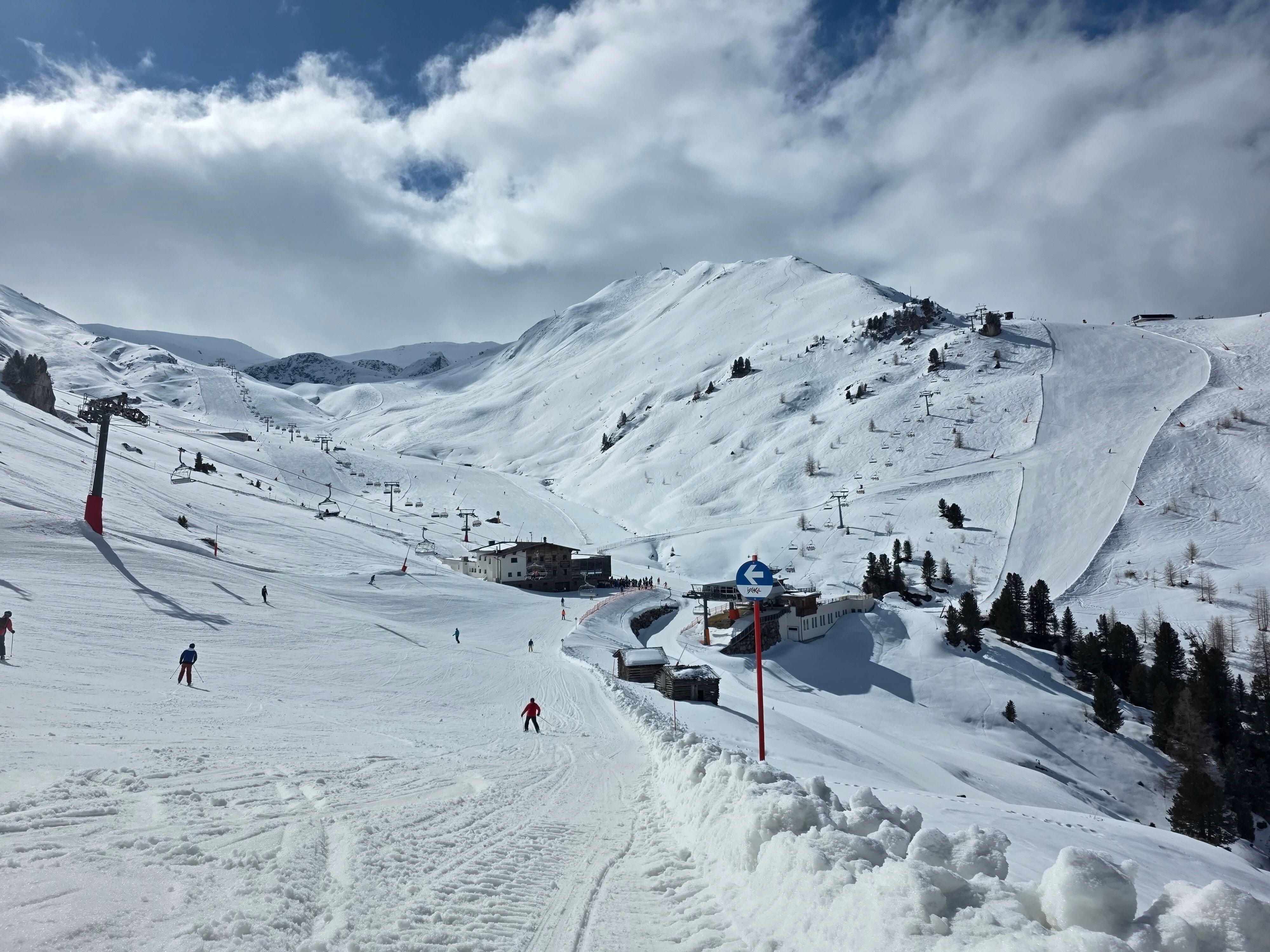 6 Cool Ski Resorts in Austria Accessible by Train
