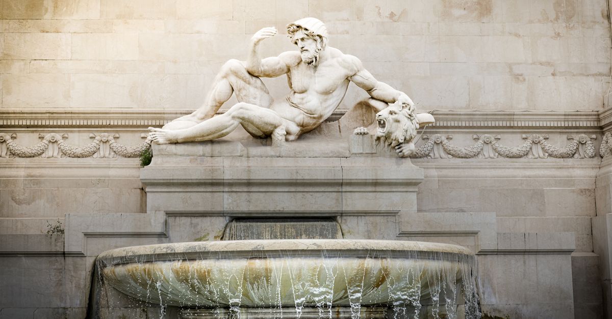 The anthropology behind shared myths in disconnected human societies The anthropology behind shared myths in disconnected human societies