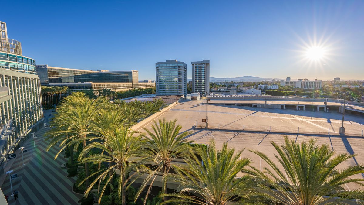 Anaheim, CA Back-To-School Giveaways Near Me: Where to Find Legit Deals