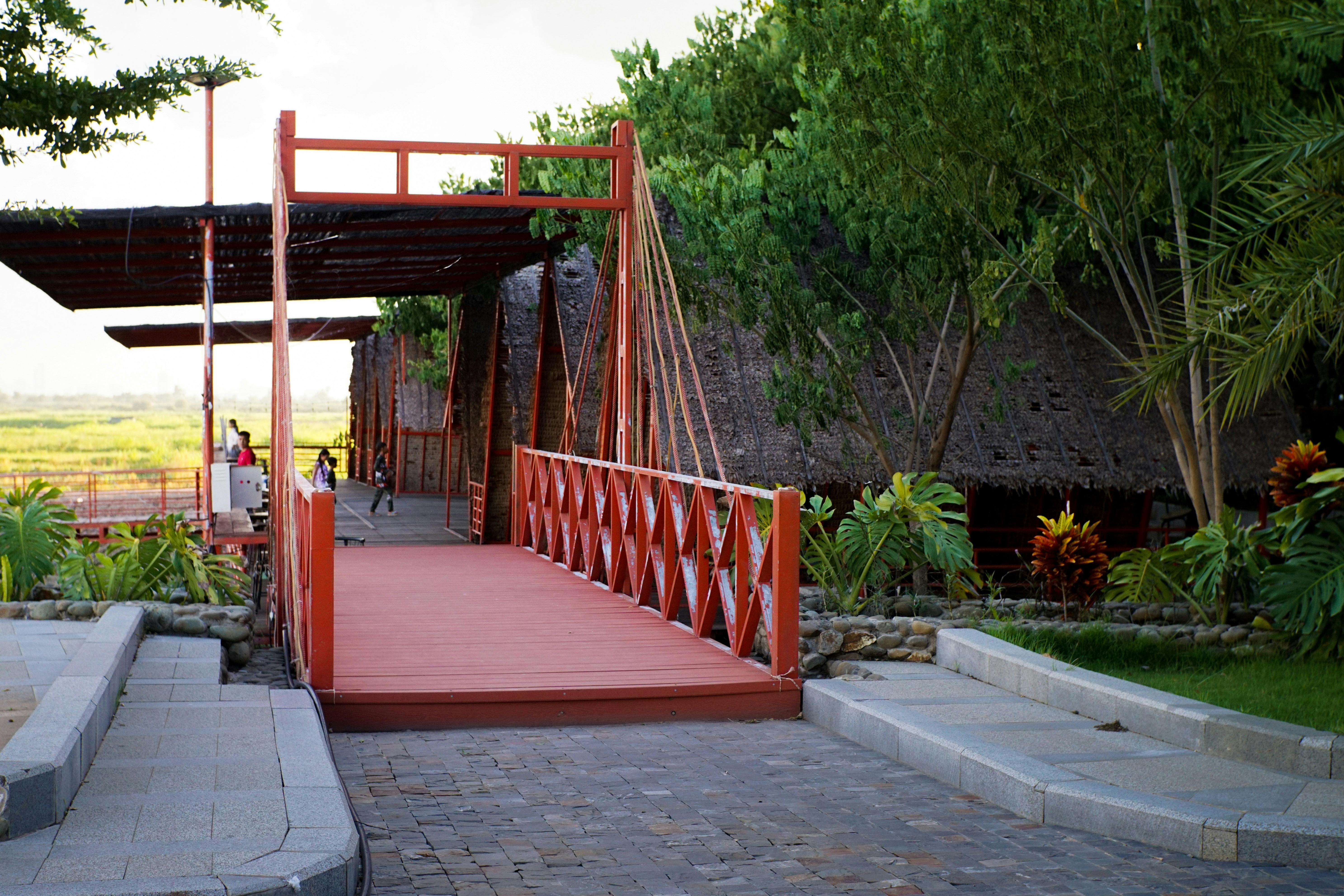 Parque Zaragoza Recreation Center — Photo by Khun Sodara on Pexels