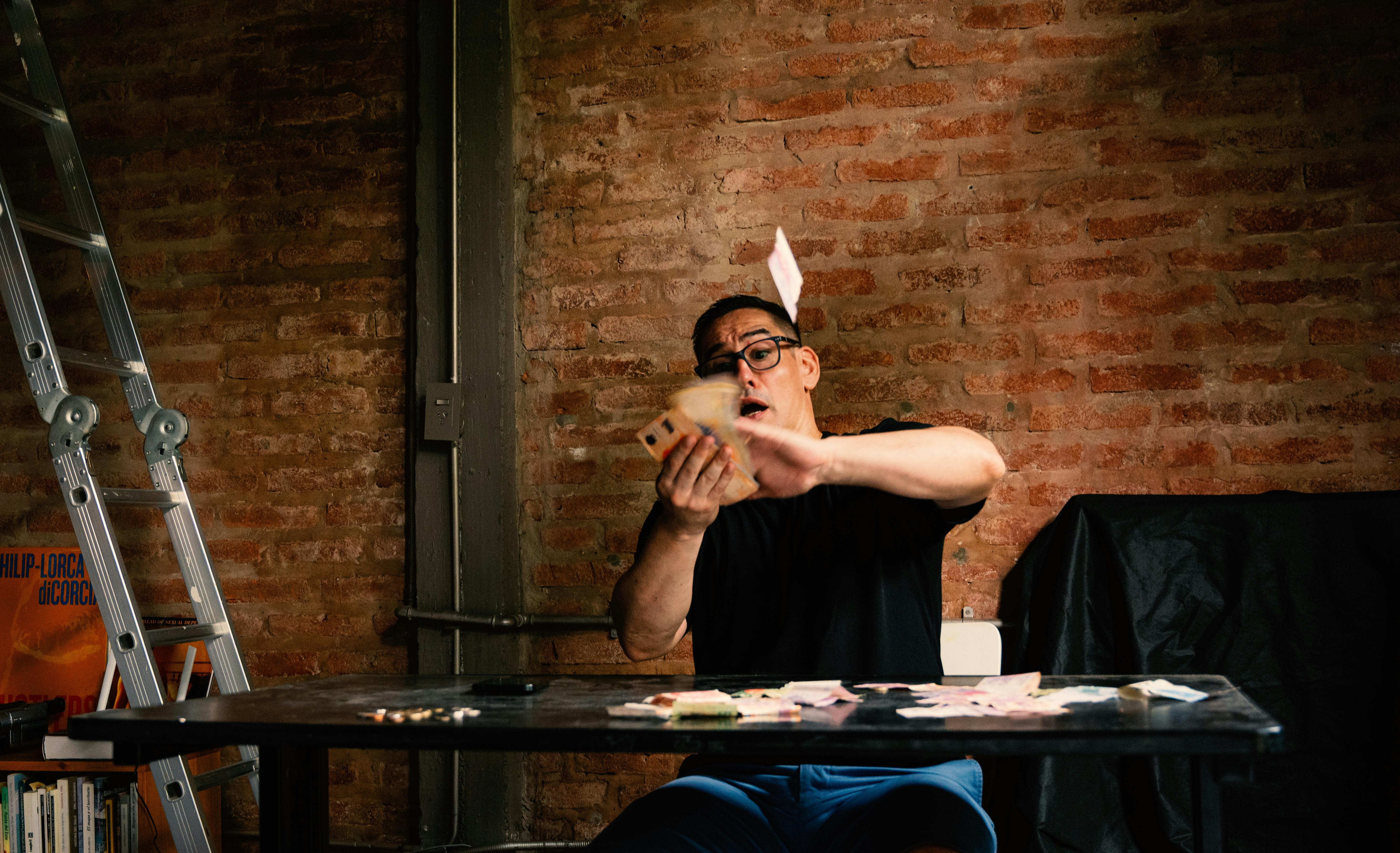 Maurice Benard to Appear on Talk Show ‘Lifestyle Magazine’ — Photo by Patricia Bozan on Pexels