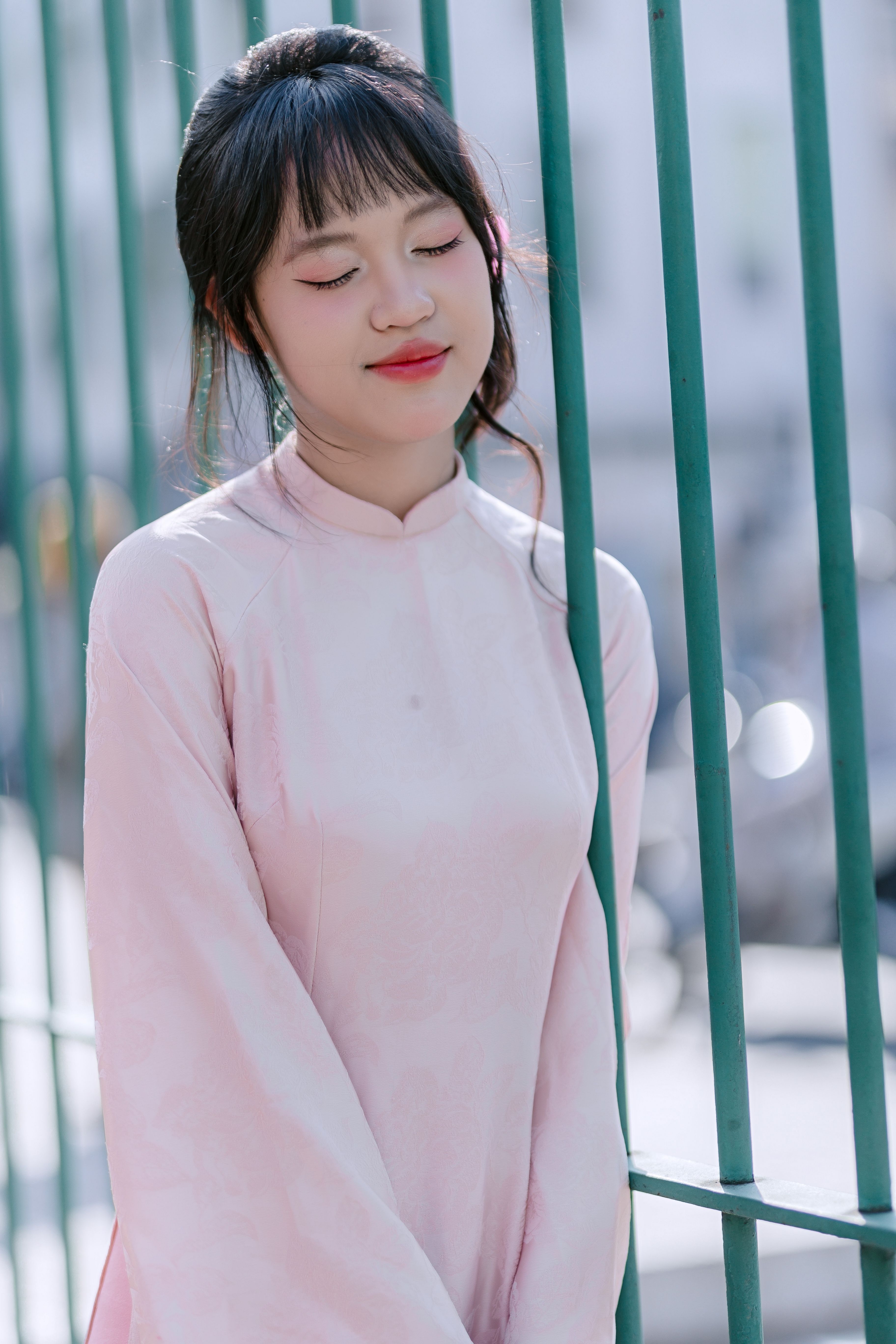 Pale Pink Long Sleeve Dress Photos, Download The BEST Free Pale Pink Long  Sleeve Dress Stock Photos & HD Images