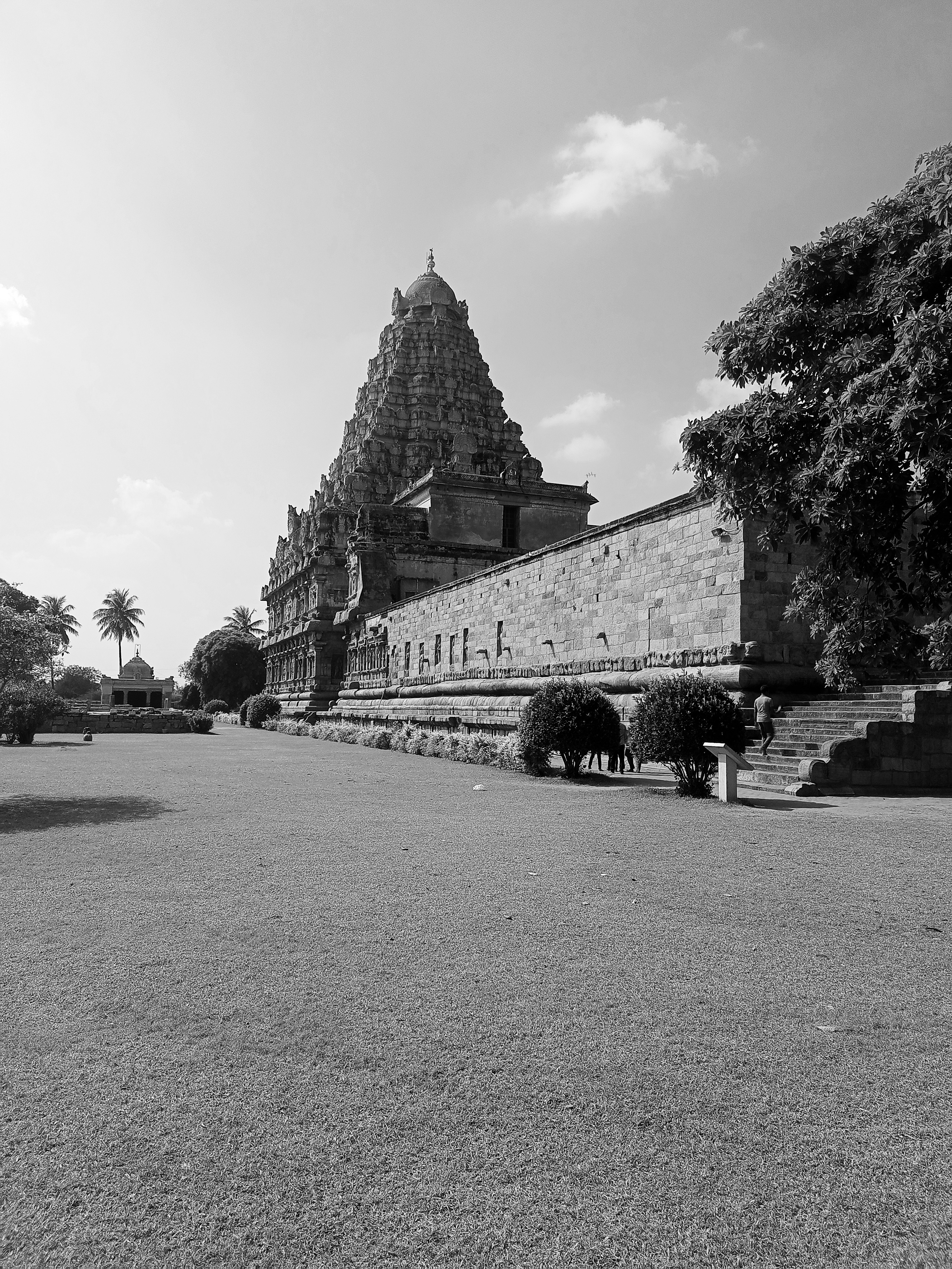 Ancient Indian Temple with Historic Architecture · Free Stock Photo