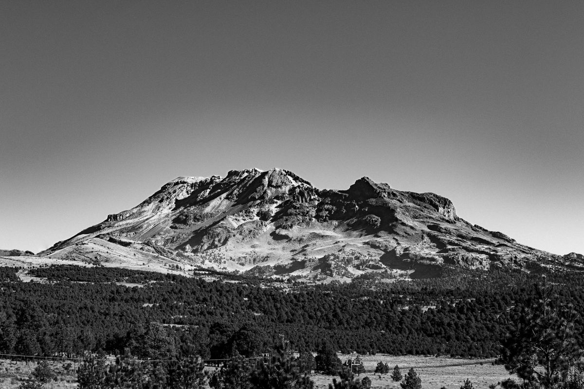 Paisaje de campo al amanecer