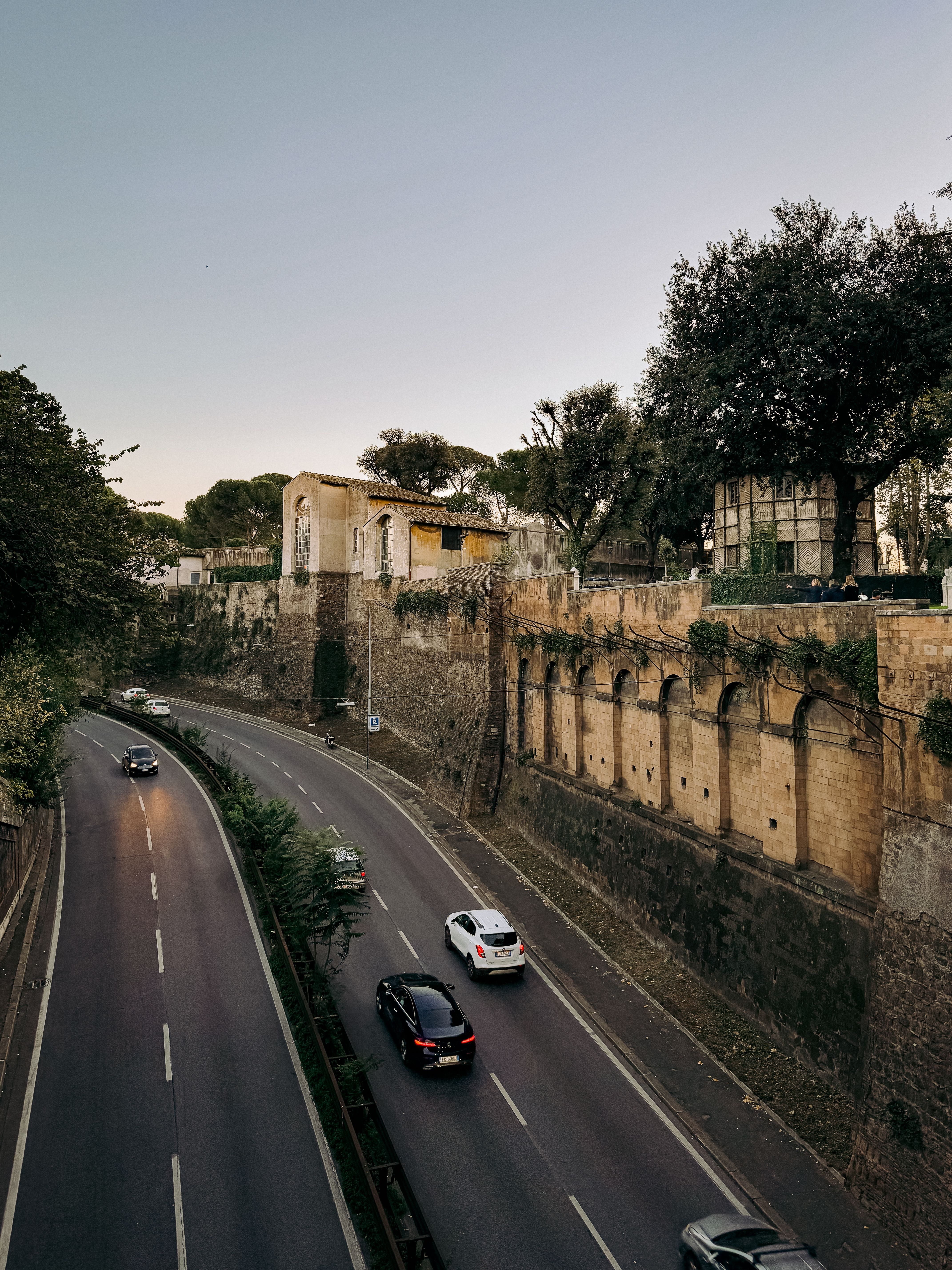 Scenic Evening View of Road in Rome, Italy · Free Stock Photo