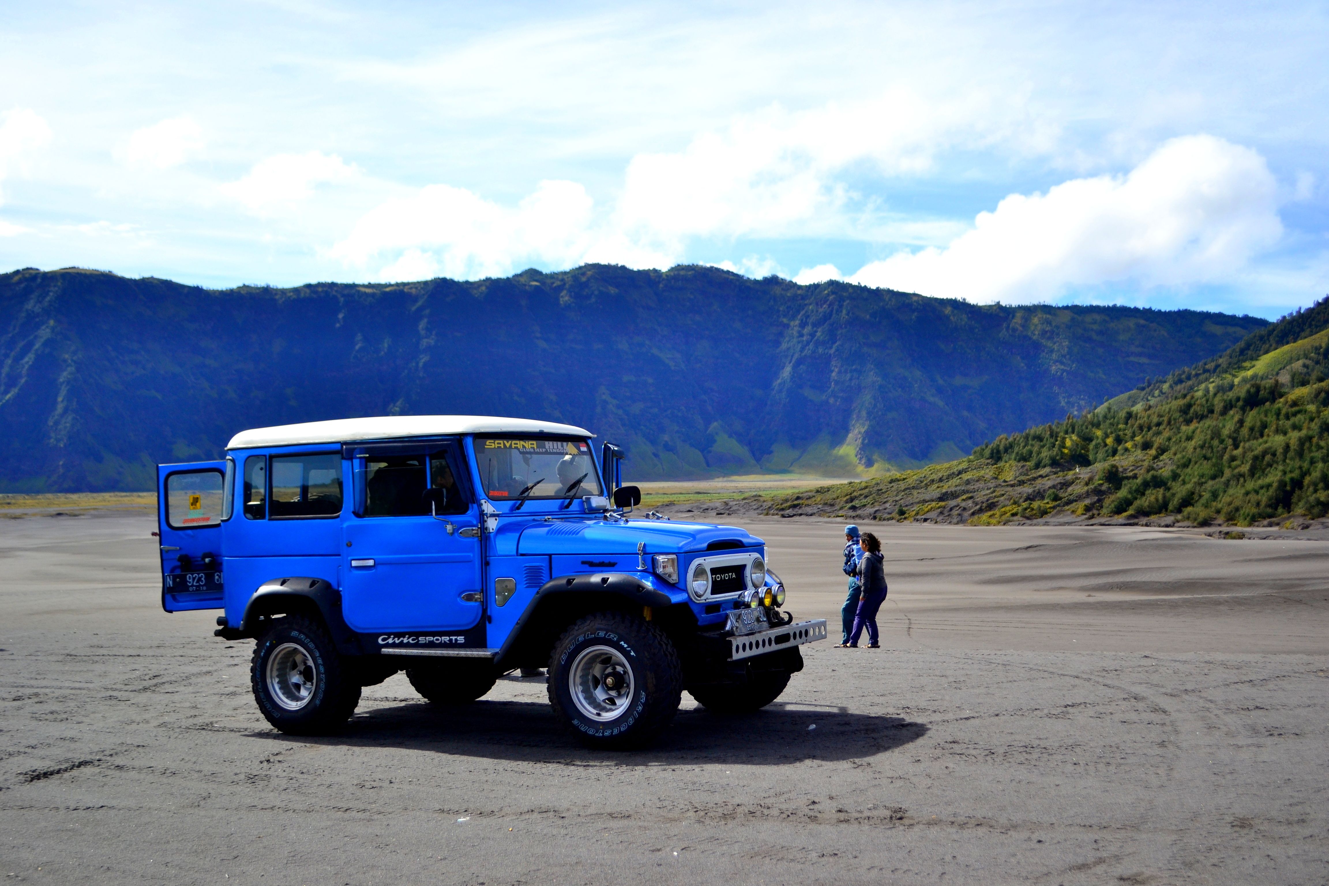 Budget-friendly Sedan Rentals - Lombok Budget Rides – Car Rental in Lombok | Lombok