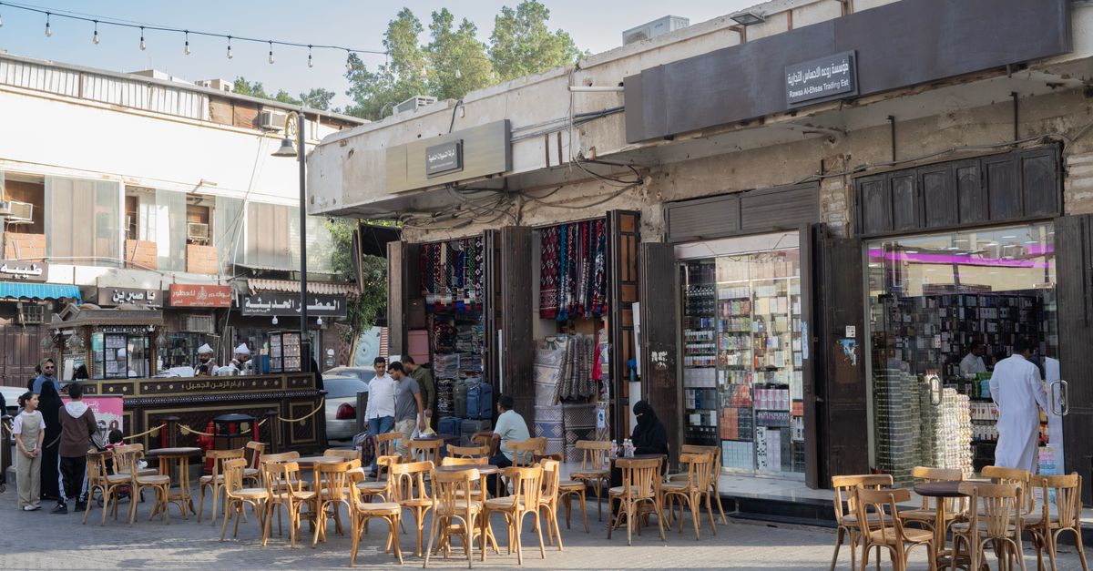Traditional food scene in Jeddah