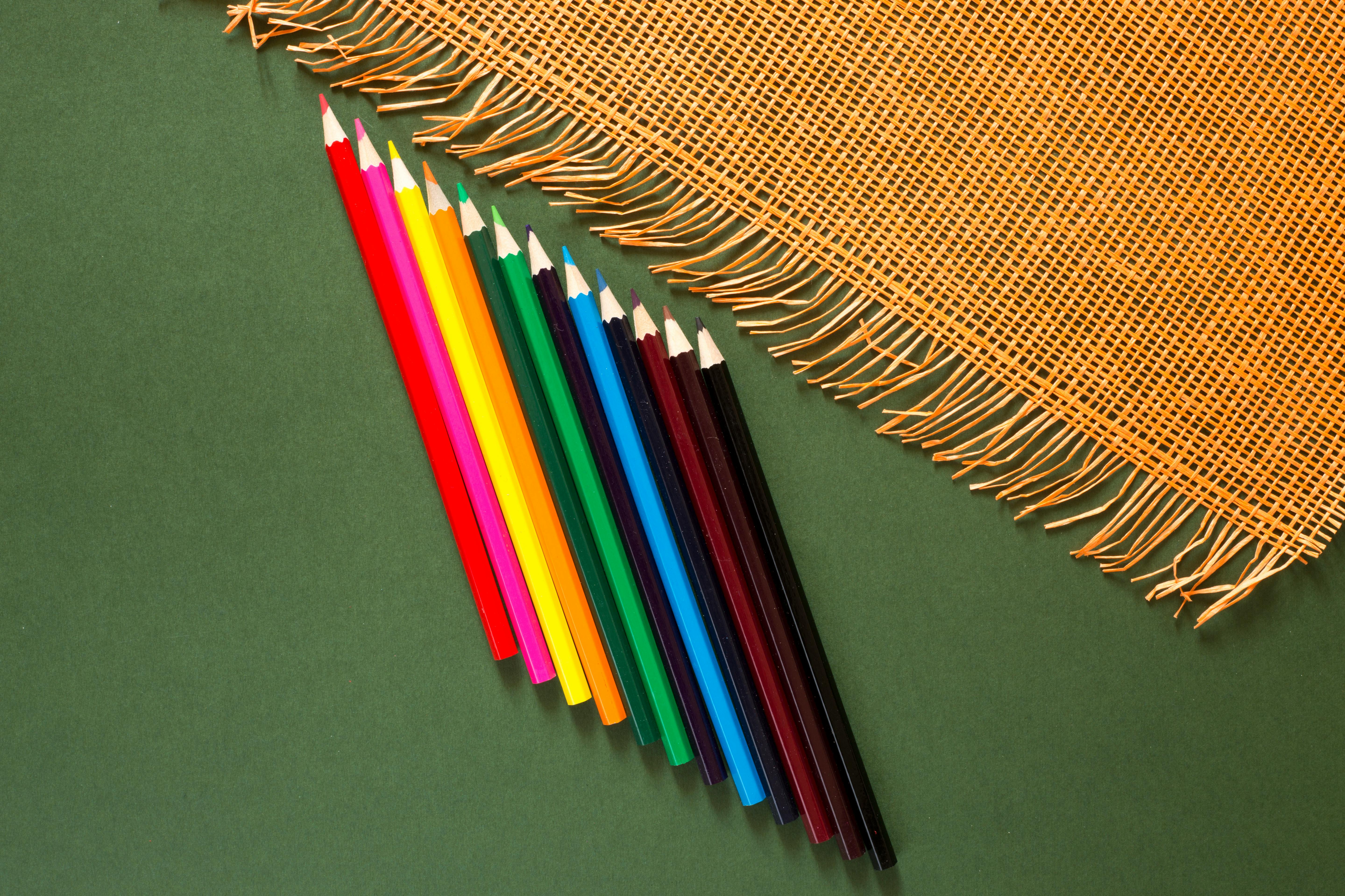 Hobbycraft has up to 50% off art supplies for chilly Brits to try new hobbies at home — Photo by Valentin Ivantsov on Pexels