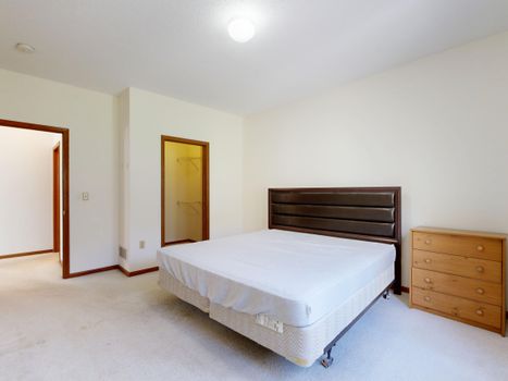 Paylaşımlı ev için uzun vadeli ev arkadaşı arıyorum — HATAY kiralık ilan görseli