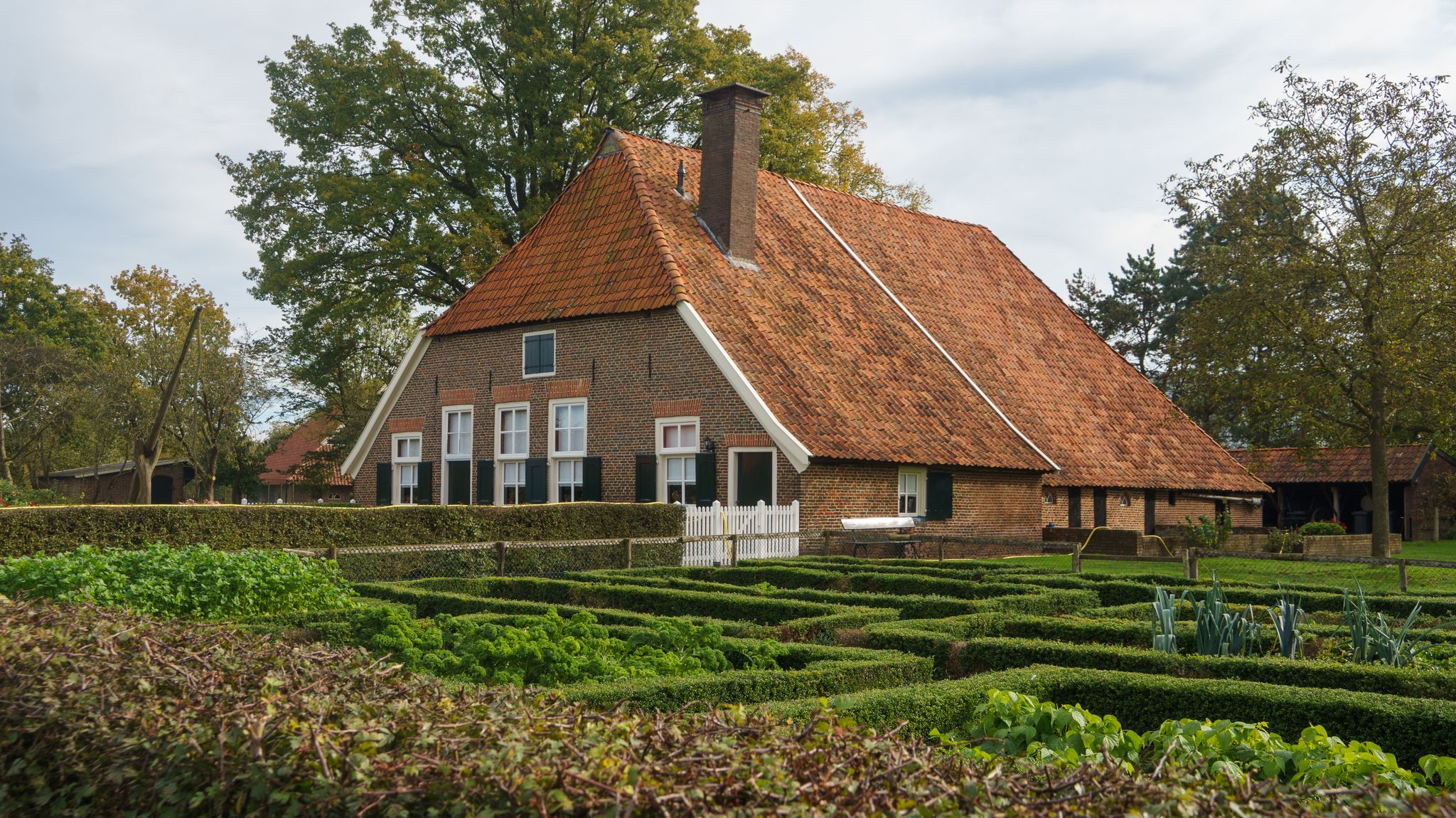 Gemeente reserveert geld voor sloop historische boerderij Garmerwolde