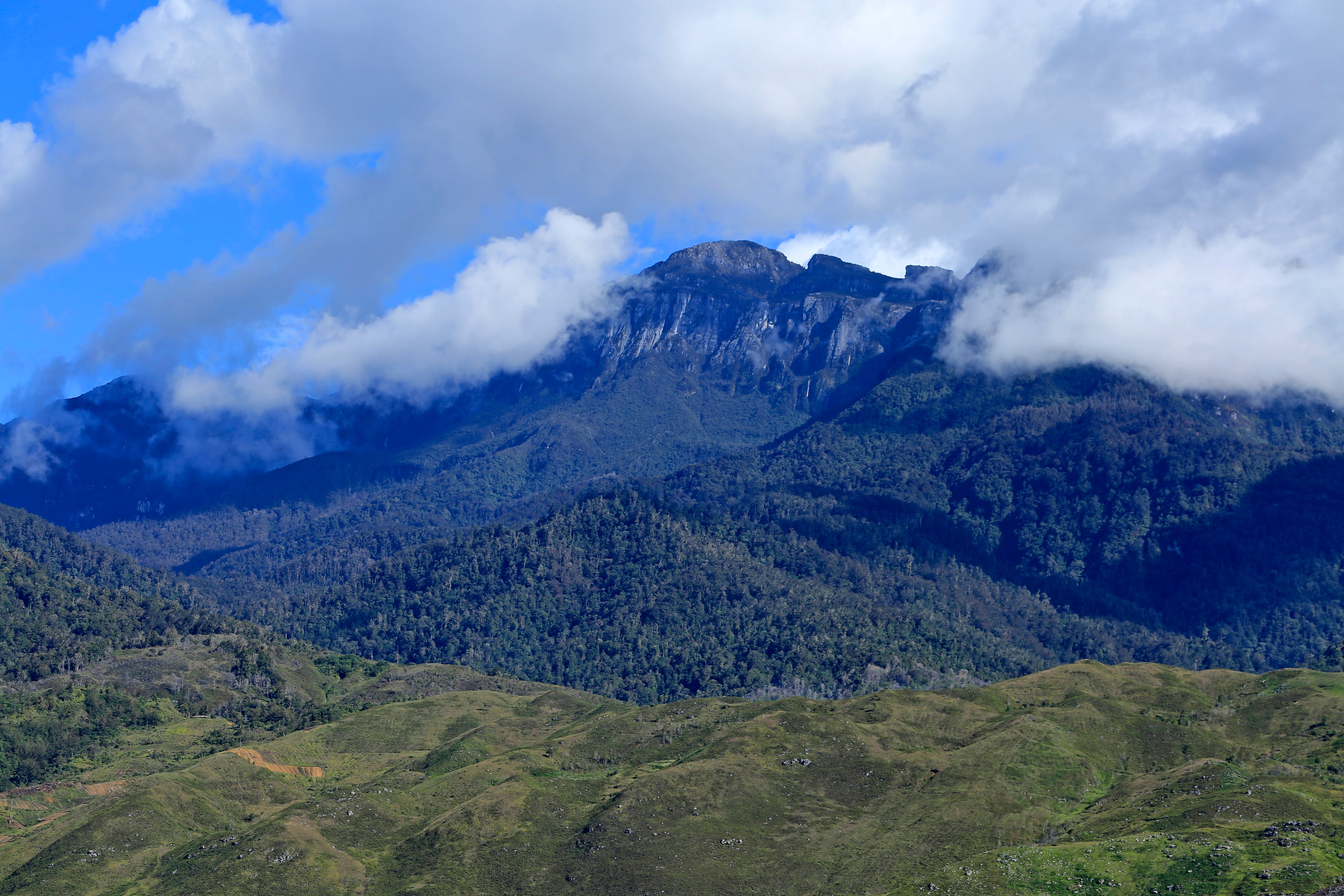 meanwhile, jayawijaya mountain in papua shows baliem valley.