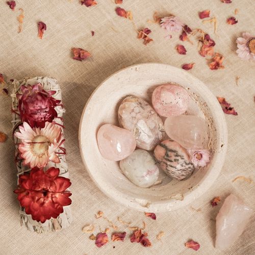 Shallow stone bowl with dried petals — Natalie Goodwin on Pexels