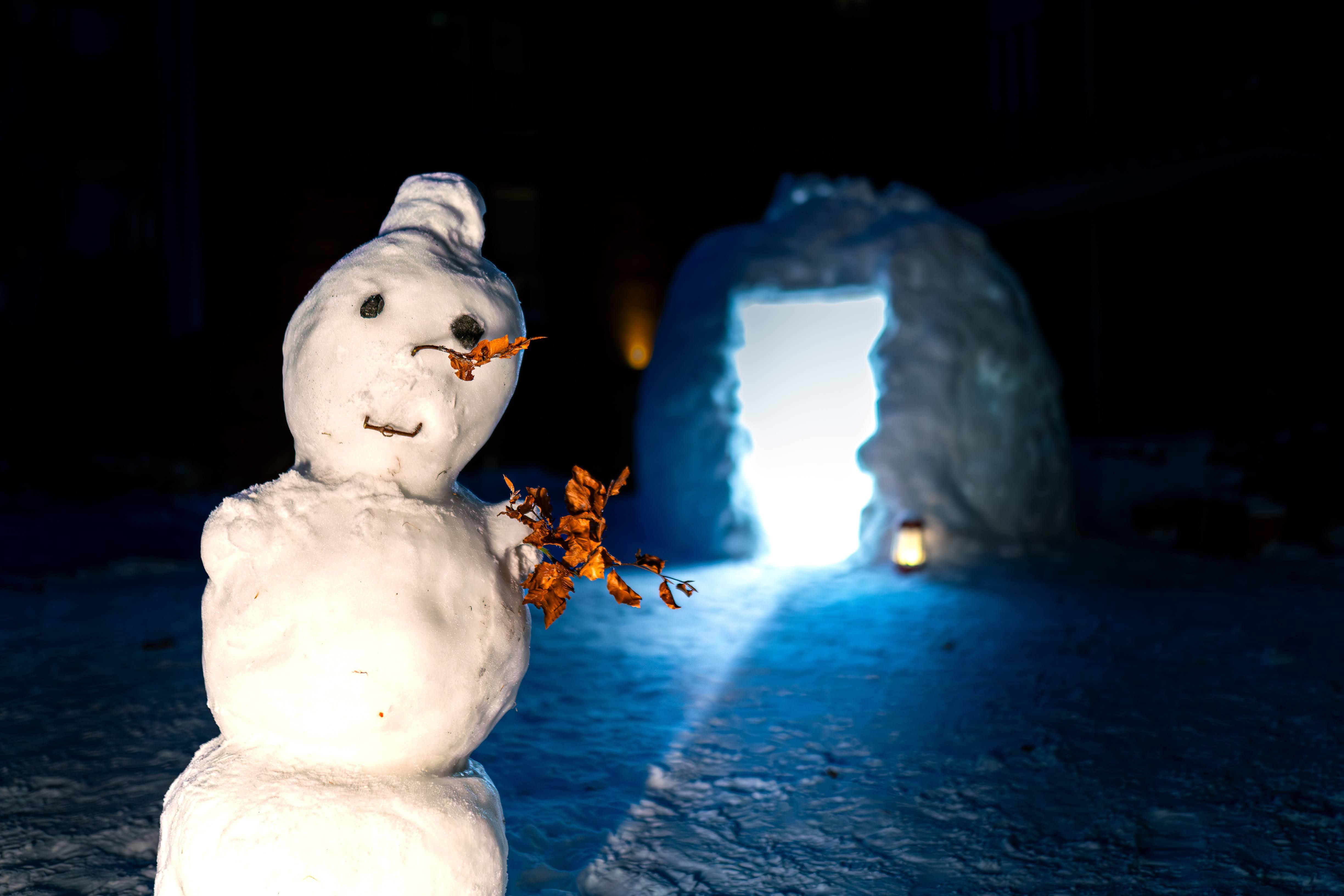 Igloo Village Hotels — Where to Stay Overnight in 2026