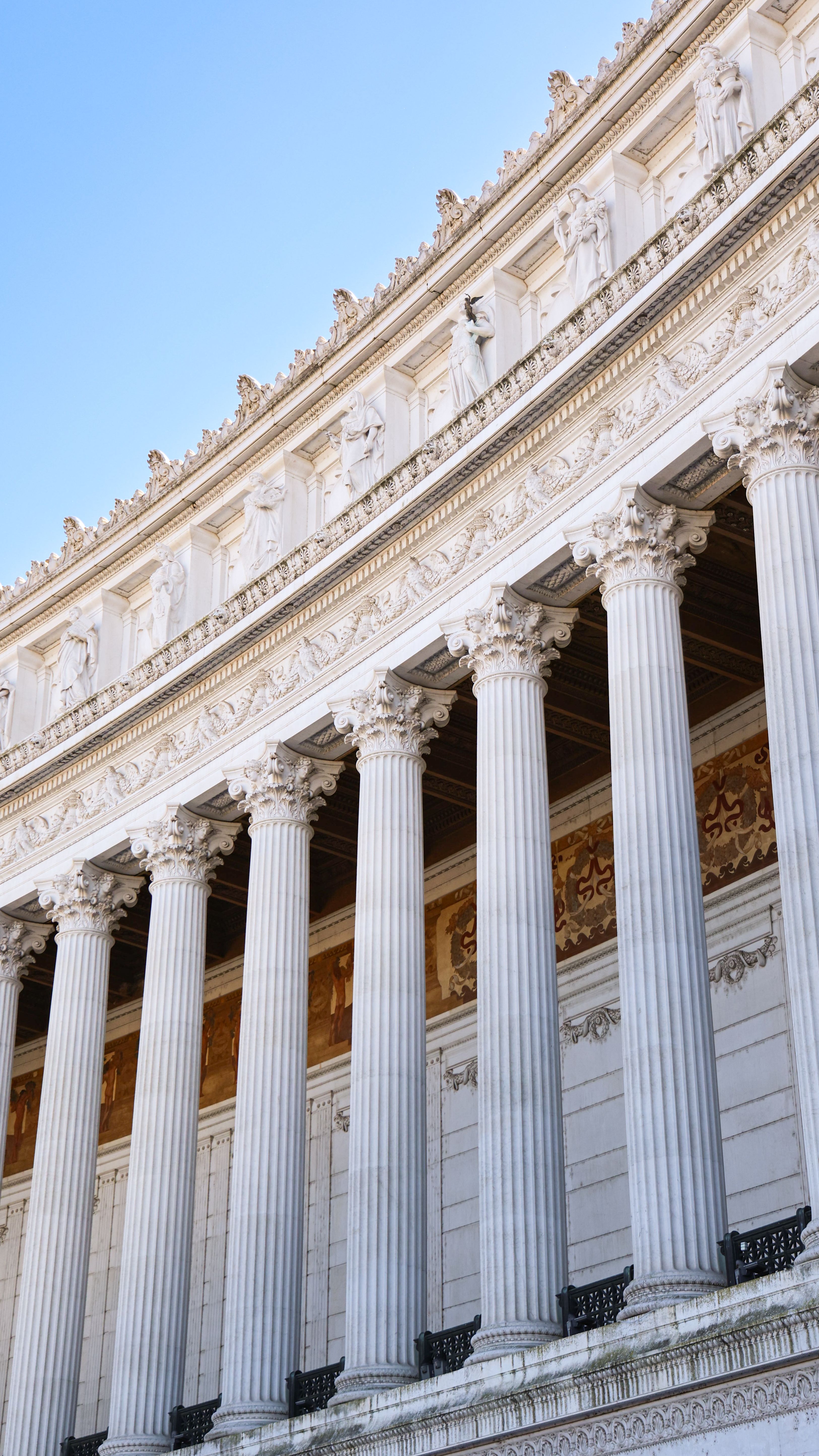 Impressive Roman Columns of Monument in Rome · Free Stock Photo