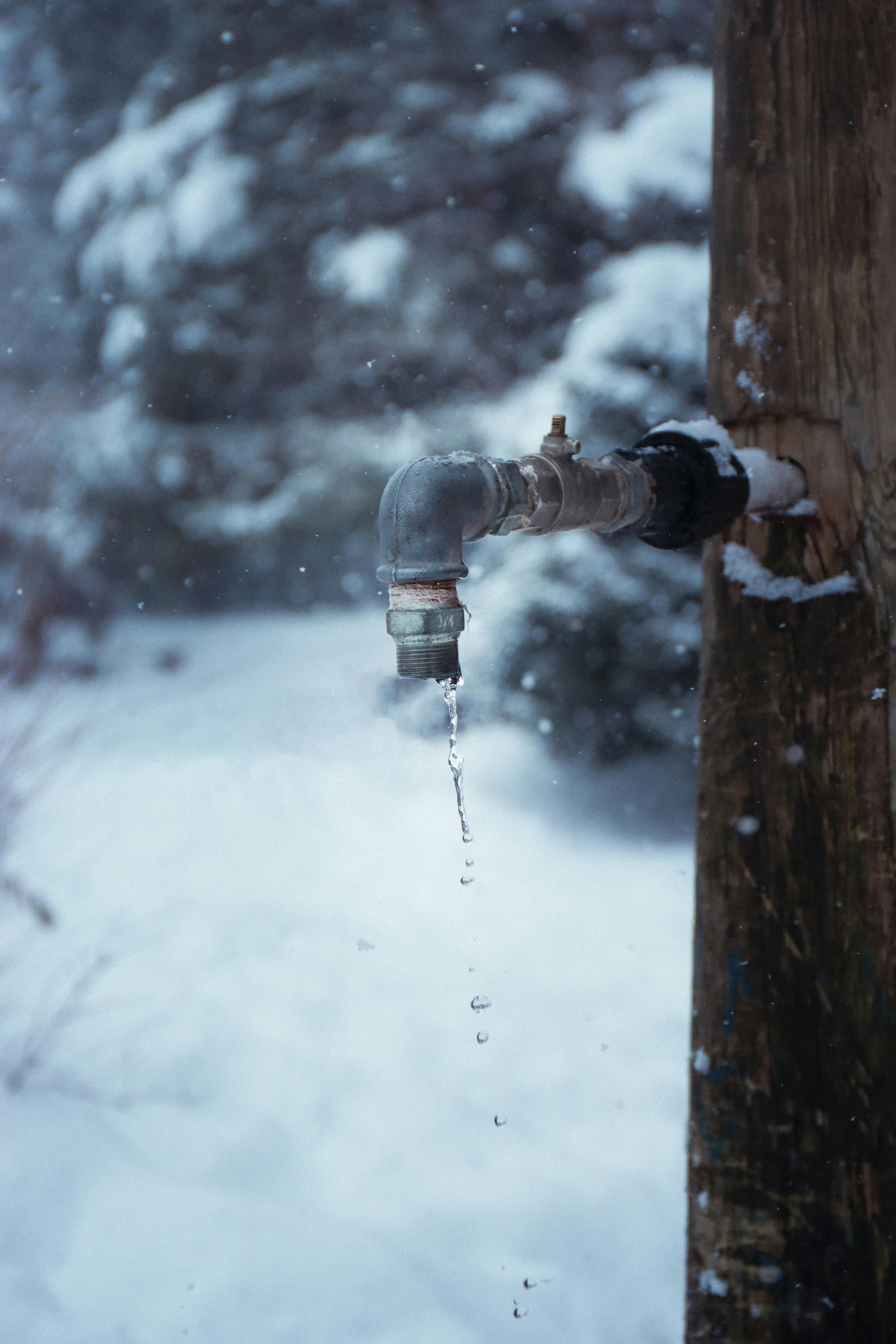 Cleveland's Fall Freeze Prep: Protect Your Outdoor Faucets