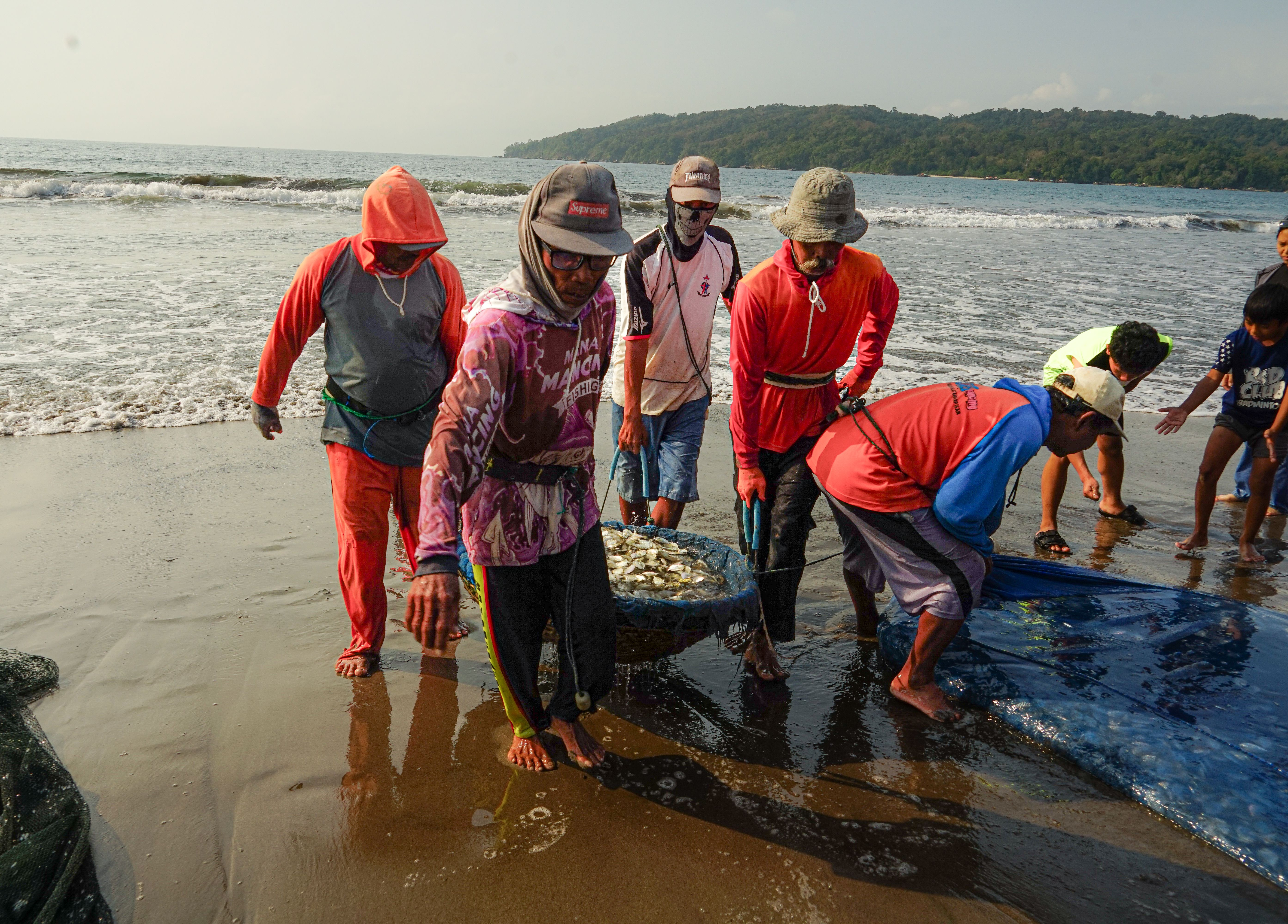 Indonesia Expands Fish Exports to China Amid Growing Trade Ties